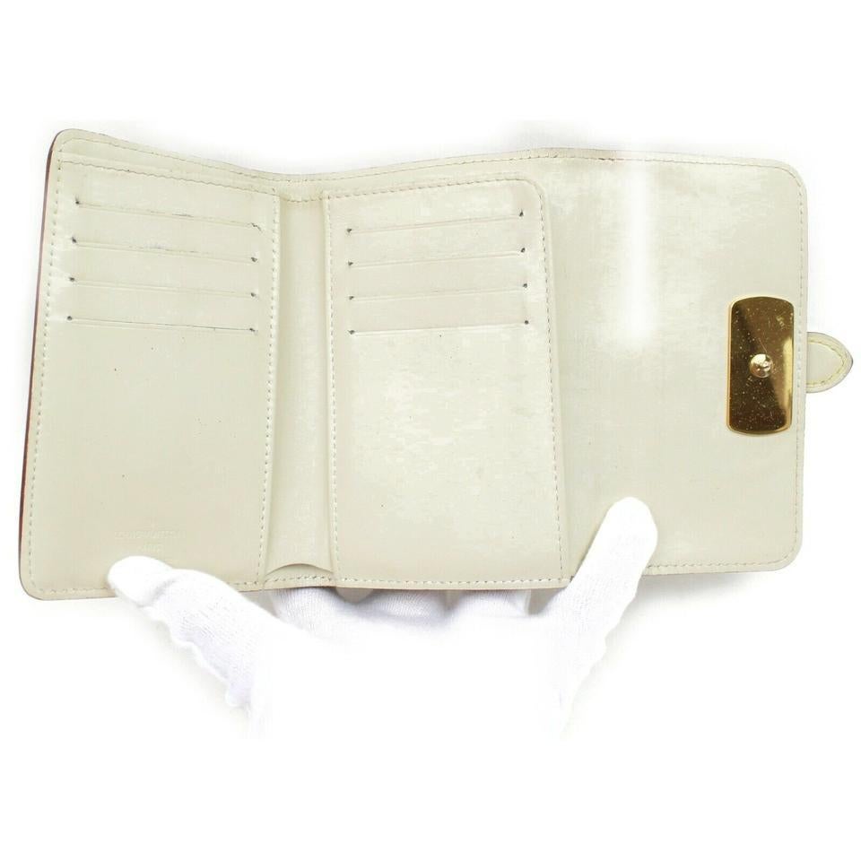Louis Vuitton Ivory Suhali Leather Le Somptueux Compact Portefeuille Wallet For Sale 2