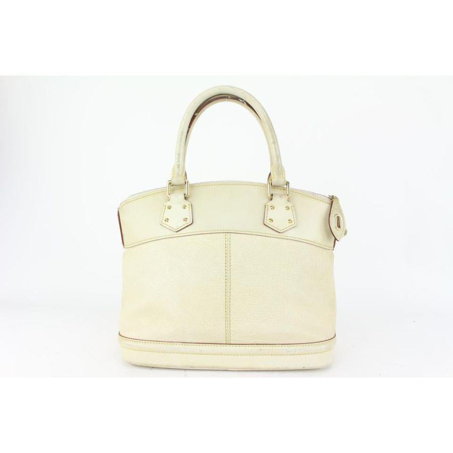 Louis Vuitton Ivory Suhali Leather Lockit PM Dome Bag 820lv88 In Good Condition For Sale In Dix hills, NY