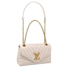 Louis Vuitton Ivory White Smooth Cowhide Leather LV New Wave Chain Bag