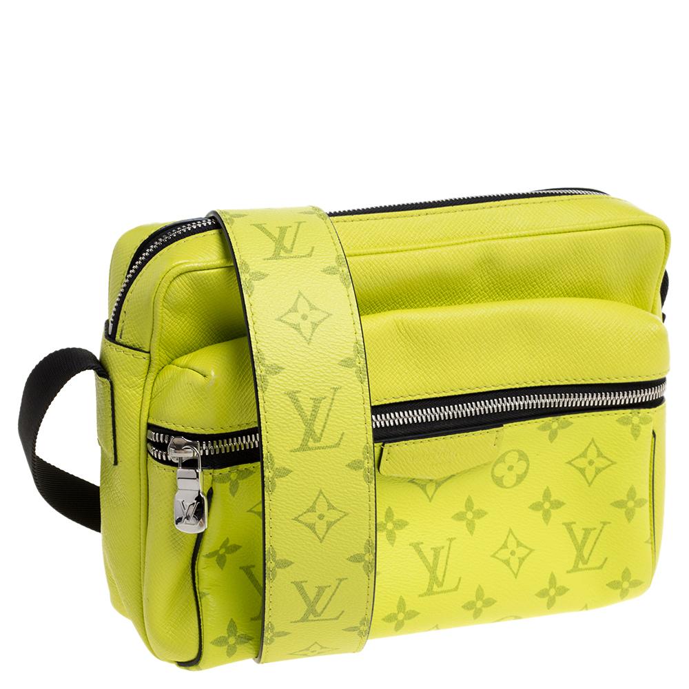 Louis Vuitton Jaune Monogram Eclipse Canvas and Tiaga Leather Messenger Bag In Good Condition In Dubai, Al Qouz 2