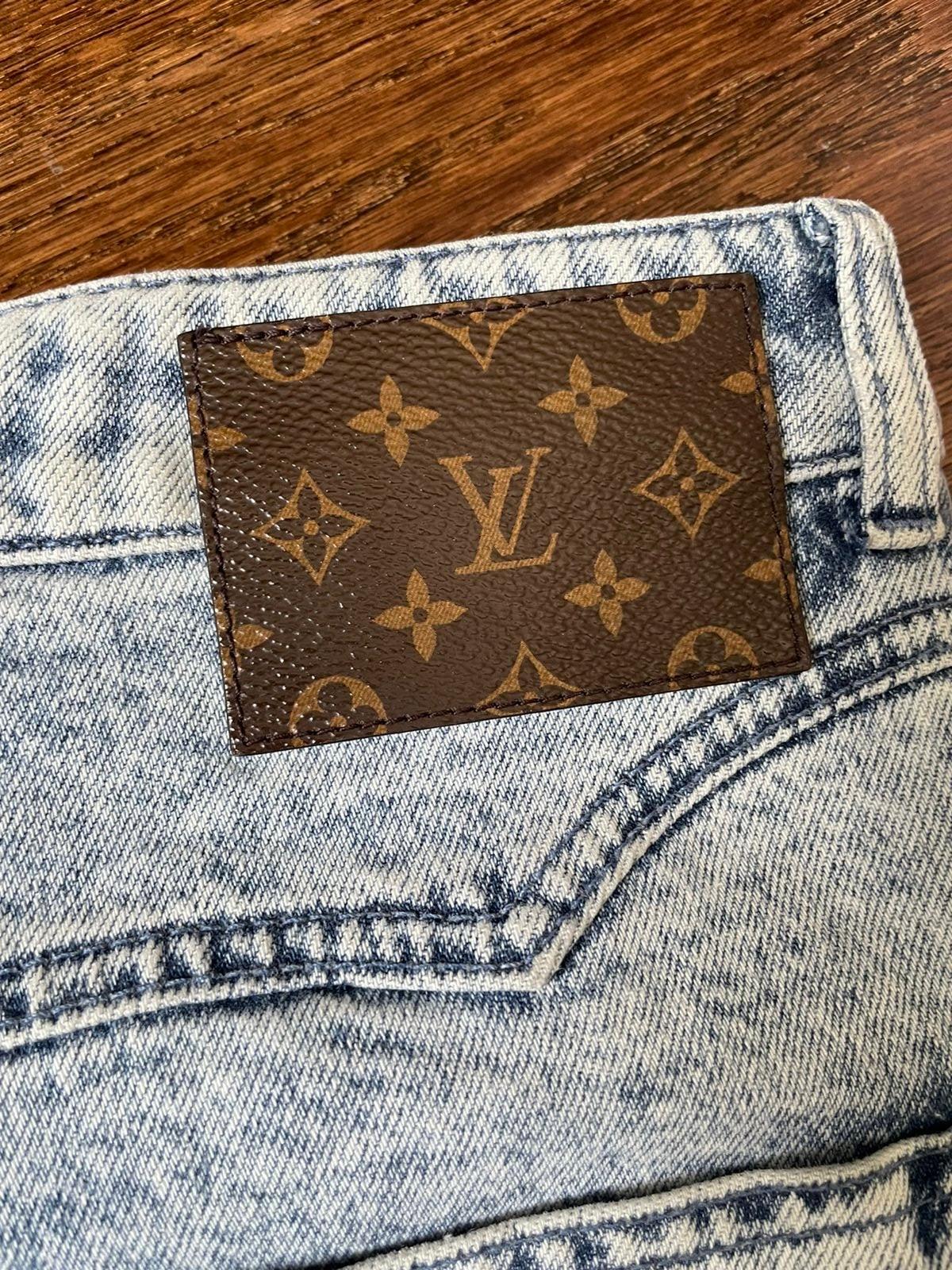 Louis Vuitton Jeans With Logo On The Back Size 36 For Sale 6