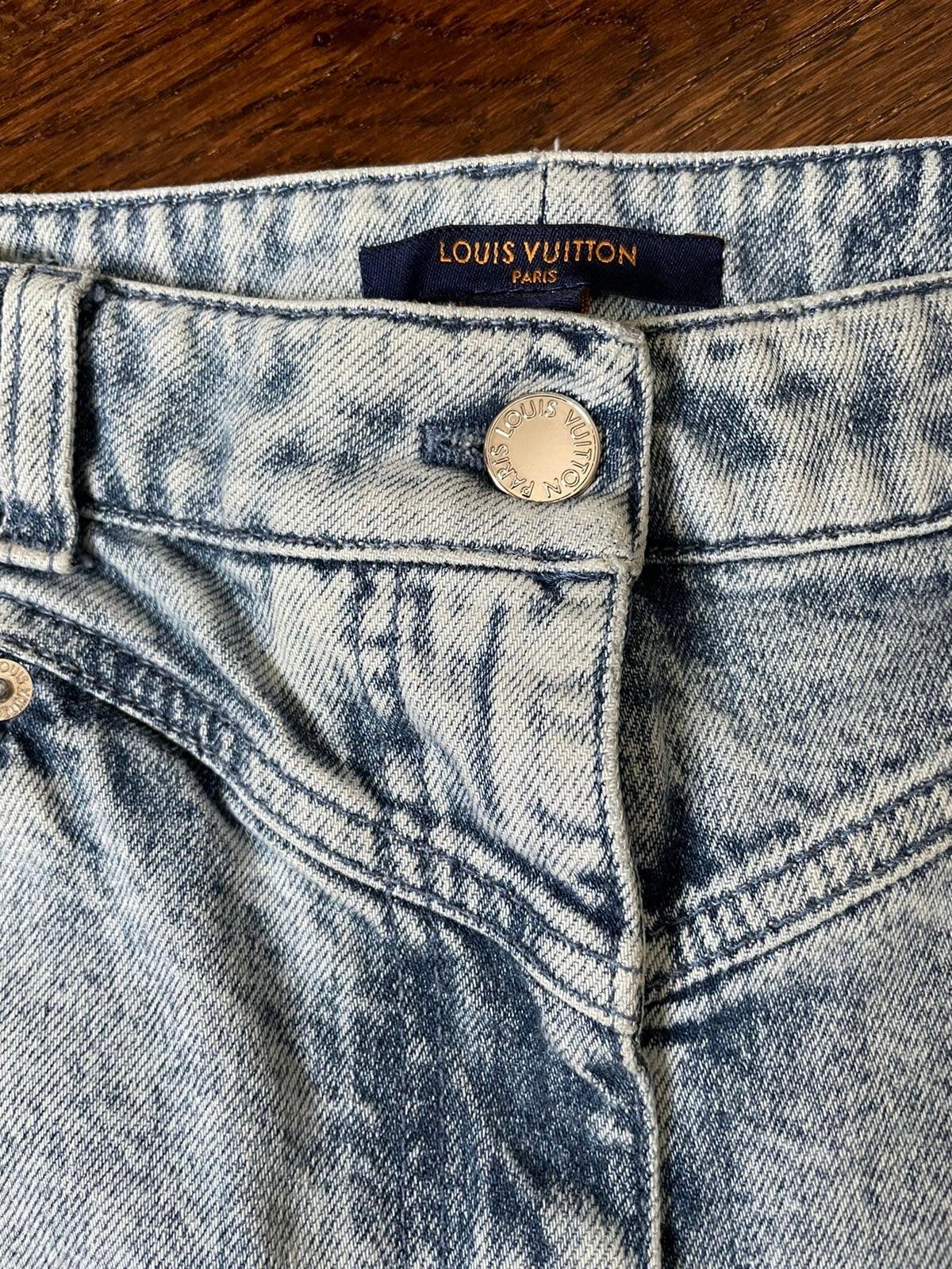 Louis Vuitton Jeans With Logo On The Back Size 36 For Sale 7