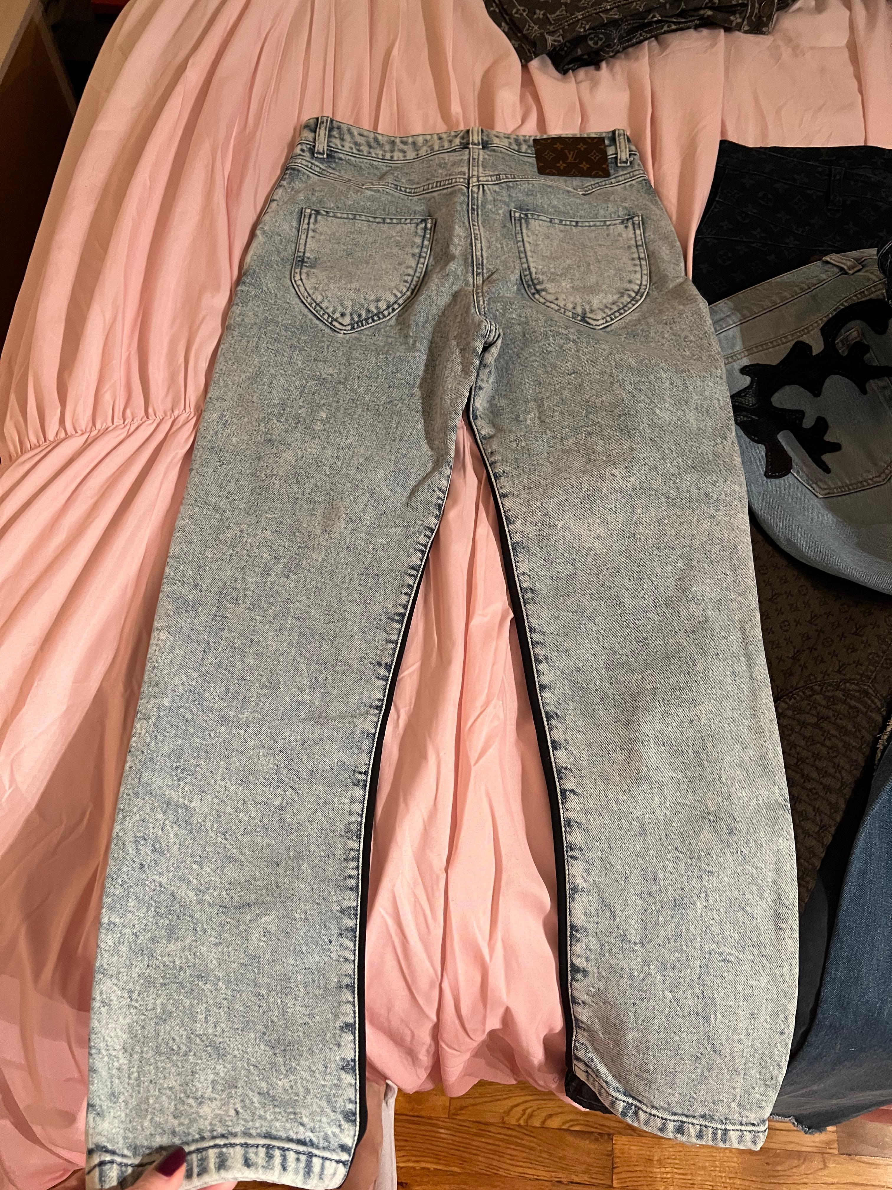 Louis Vuitton Jeans With Logo On The Back Size 36 For Sale 1
