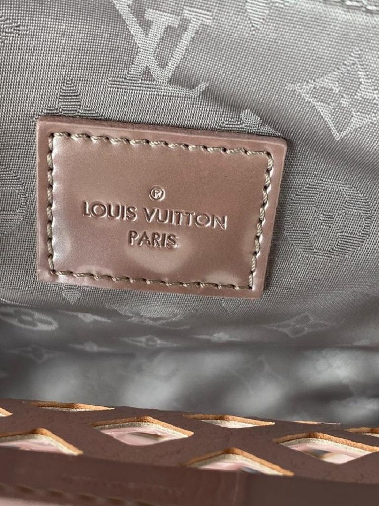 Louis Vuitton Jelly Limited Edition Metallic Lackleder Mm 4lv628 Rosa Vinyl Limited Edition im Angebot 3