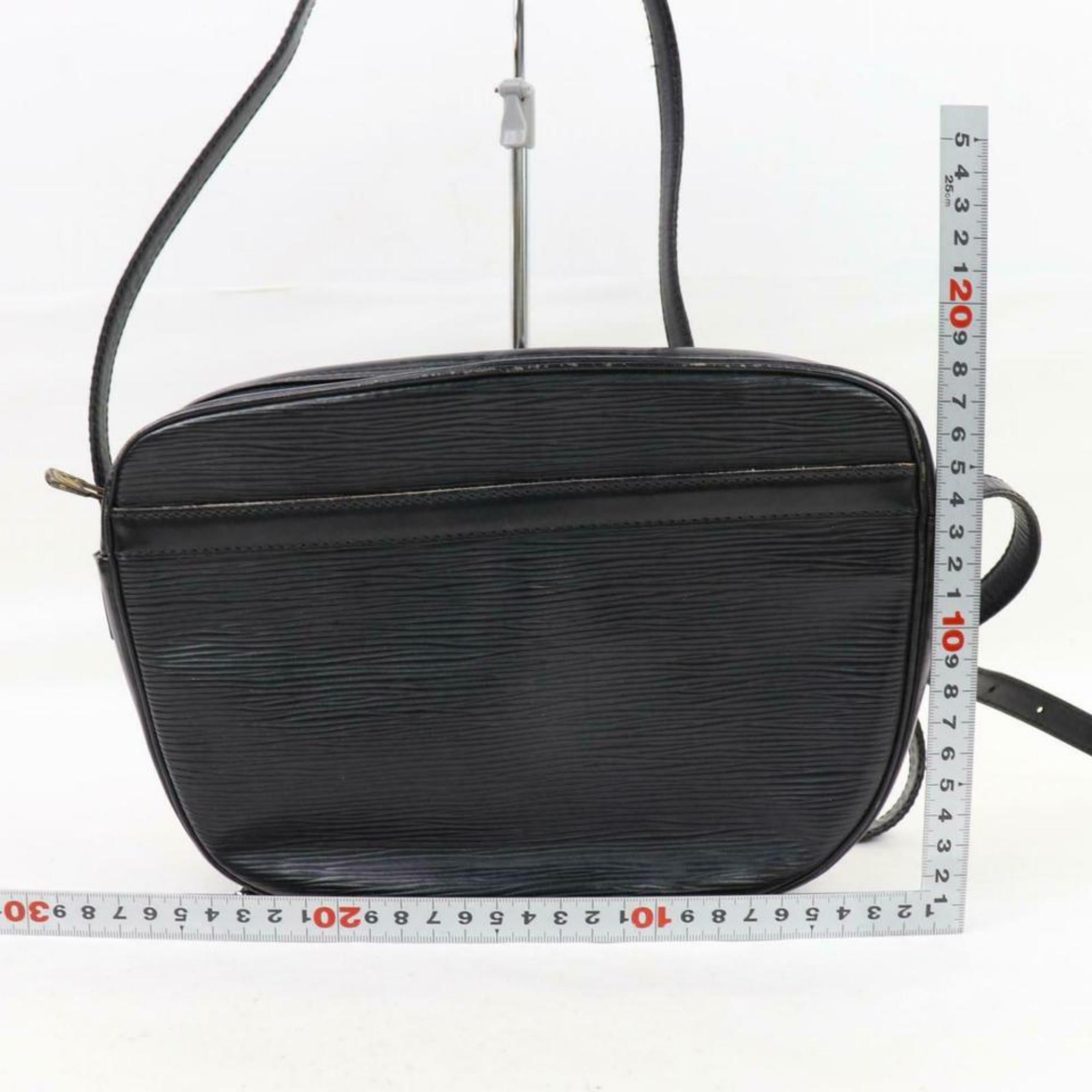 Louis Vuitton Jeune Fille Noir 870270 Black Leather Cross Body Bag For Sale 4