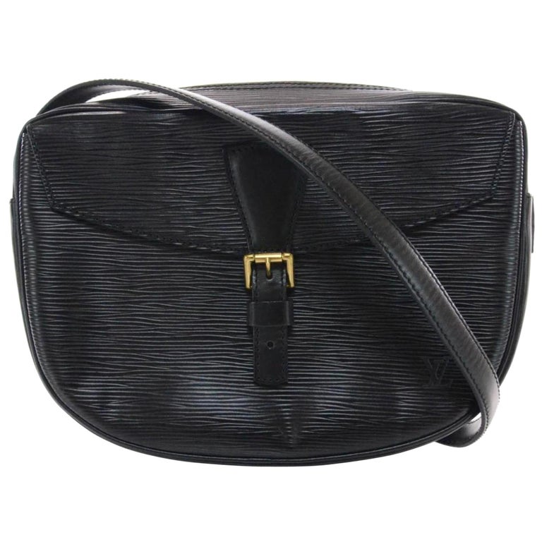Louis Vuitton Jeune Fille Noir 870270 Black Leather Cross Body Bag For Sale  at 1stDibs