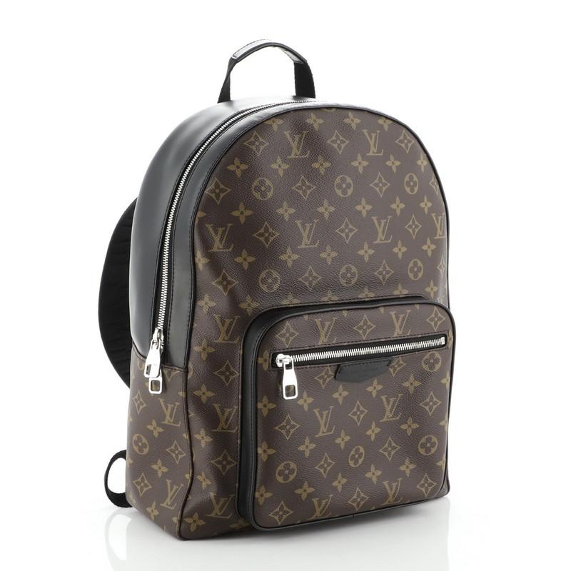 Condition: Excellent. Faint scuffs on opening trim, minimal wear in interior, scratches on hardware. 
Accessories: No Accessories 
Measurements: Handle Drop 2.5