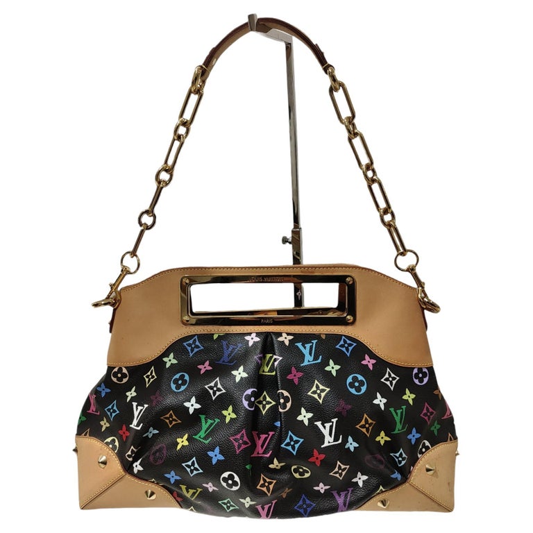 What's in my bag, Louis Vuitton black multicolor Judy MM