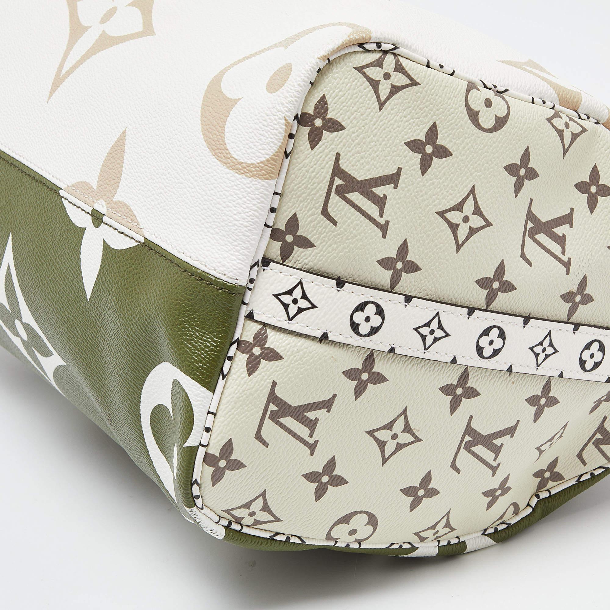 Louis Vuitton Kaki/Beige Monogram Giant Canvas Speedy Bandouliere 30 Bag 8