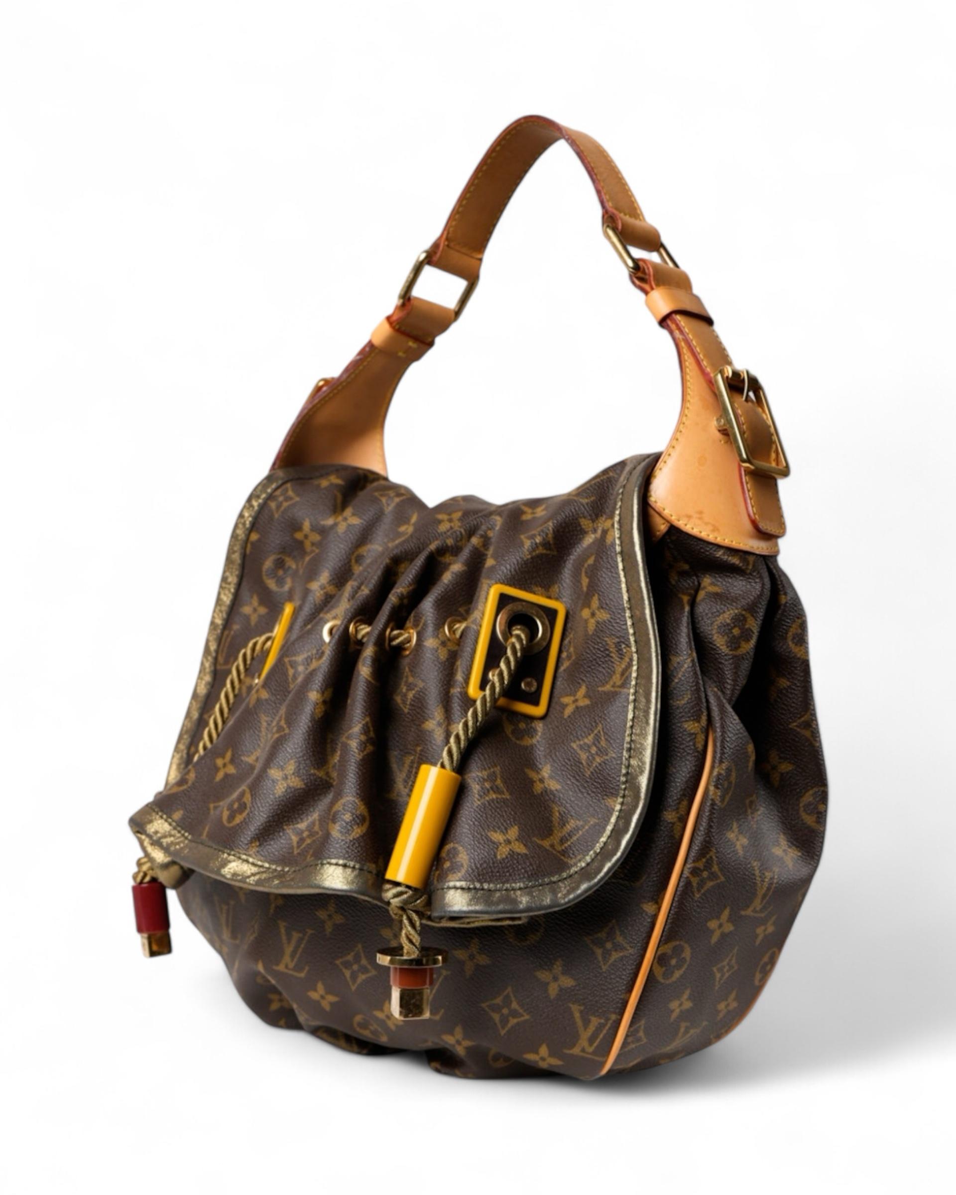 Louis Vuitton Kalahari MM Canvas Monogram For Sale 11