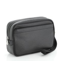Louis Vuitton Kaluga Pochette Clutch Taiga Leather