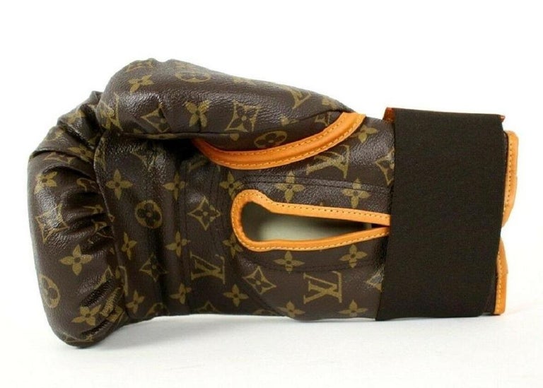 Ensemble de gants de boxe Louis Vuitton Karl Lagerfeld Ultra Rare avec  monogramme 859629 En vente sur 1stDibs