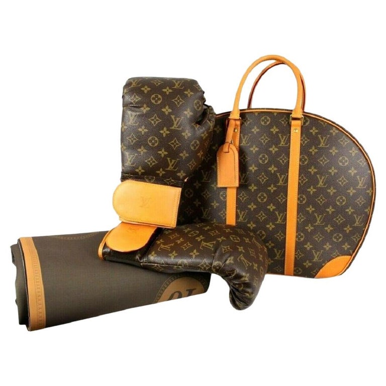 Louis Vuitton Karl Lagerfeld Ultra Rare Limited Monogram Boxing Glove Set  859629 For Sale at 1stDibs