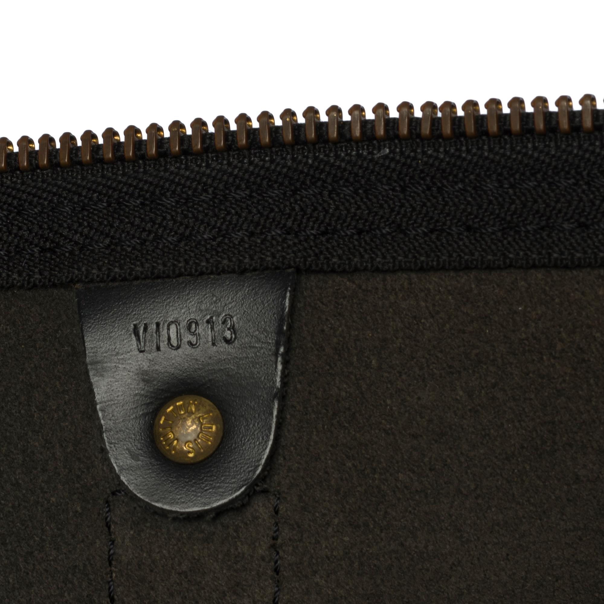 Women's or Men's Louis Vuitton Keepall 45 Travel bag in black épi leather