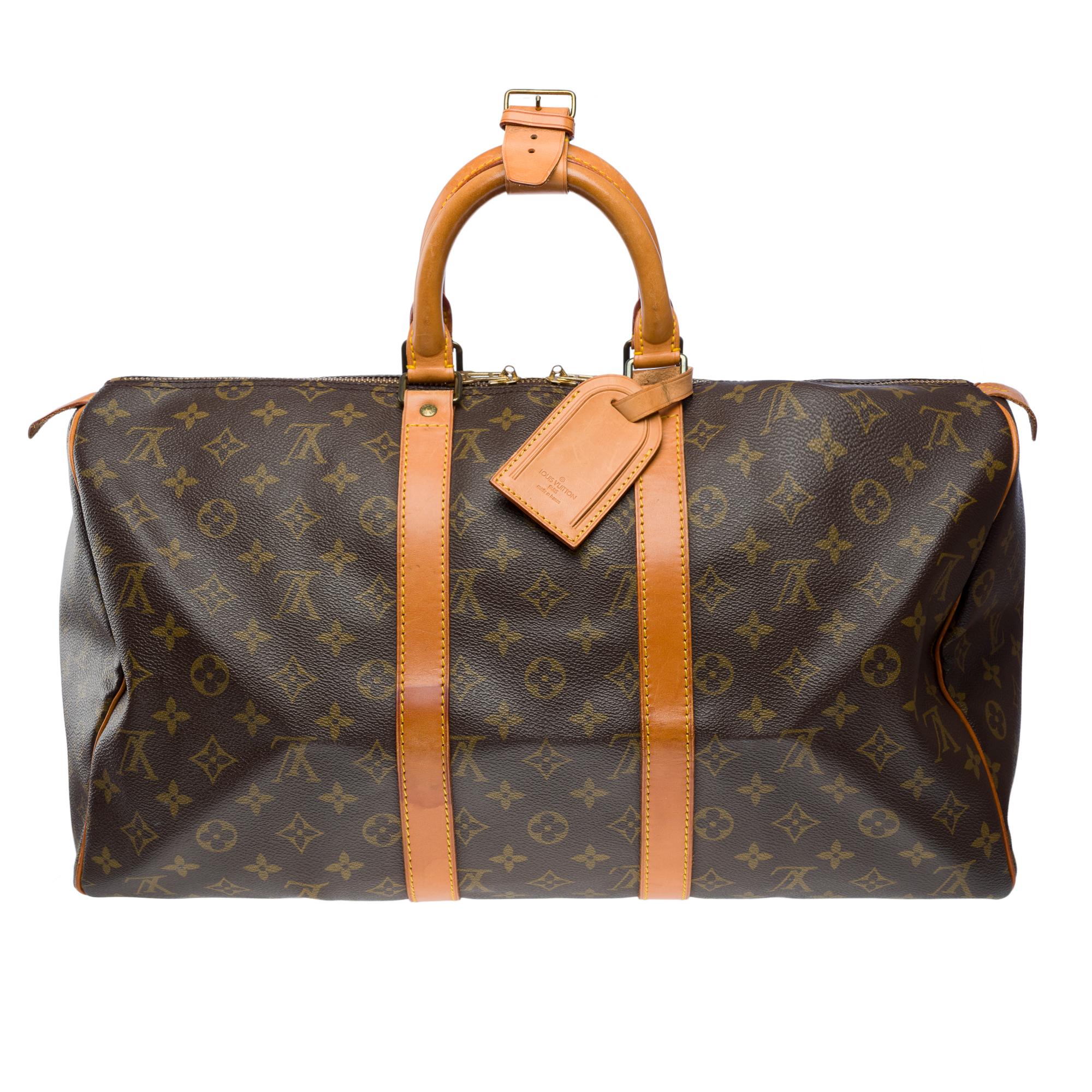 Travel​ ​light,​ ​but​ ​always​ ​with​ ​style.​ ​Since​ ​1930,​ ​the​ ​Louis​ ​Vuitton​ ​Keepall​ ​has​ ​journeyed​ ​alongside​ ​generations​ ​of​ ​elegant​ ​globetrotters.​ ​The​ ​smallest​ ​version​ ​of​ ​the​ ​line​ ​includes​ ​all​ ​the​