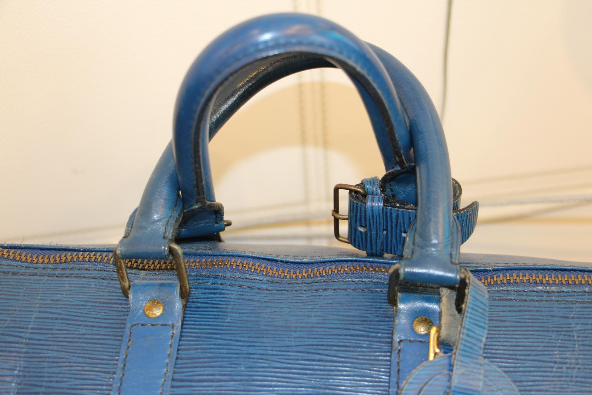 Louis Vuitton Keepall 50 Bag In Blue Epi Leather  13