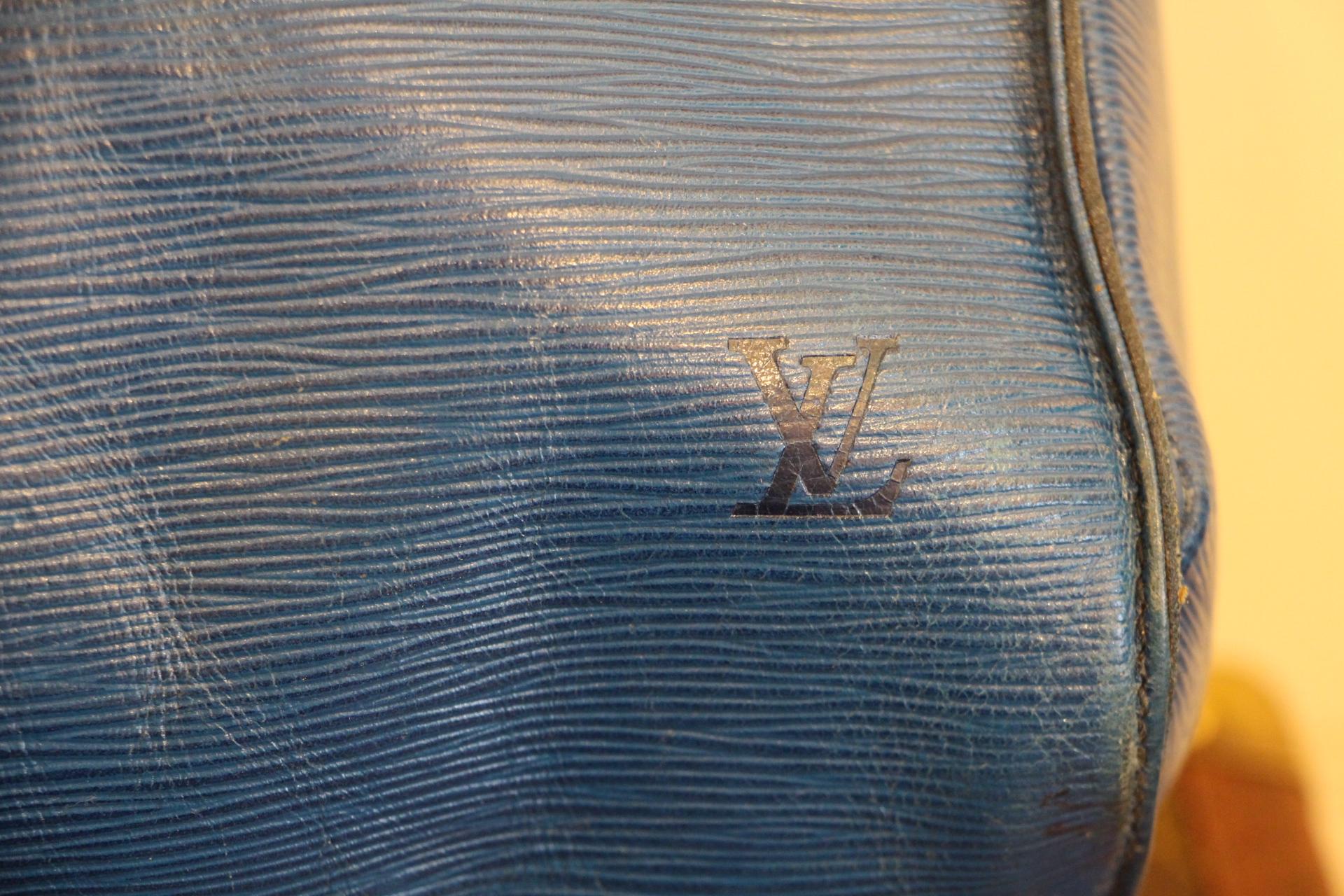 Gray Louis Vuitton Keepall 50 Bag In Blue Epi Leather 
