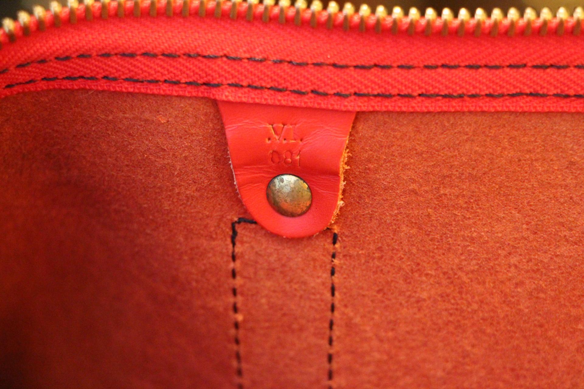 Louis Vuitton Keepall 50 Bag  In Red Epi Leather  9