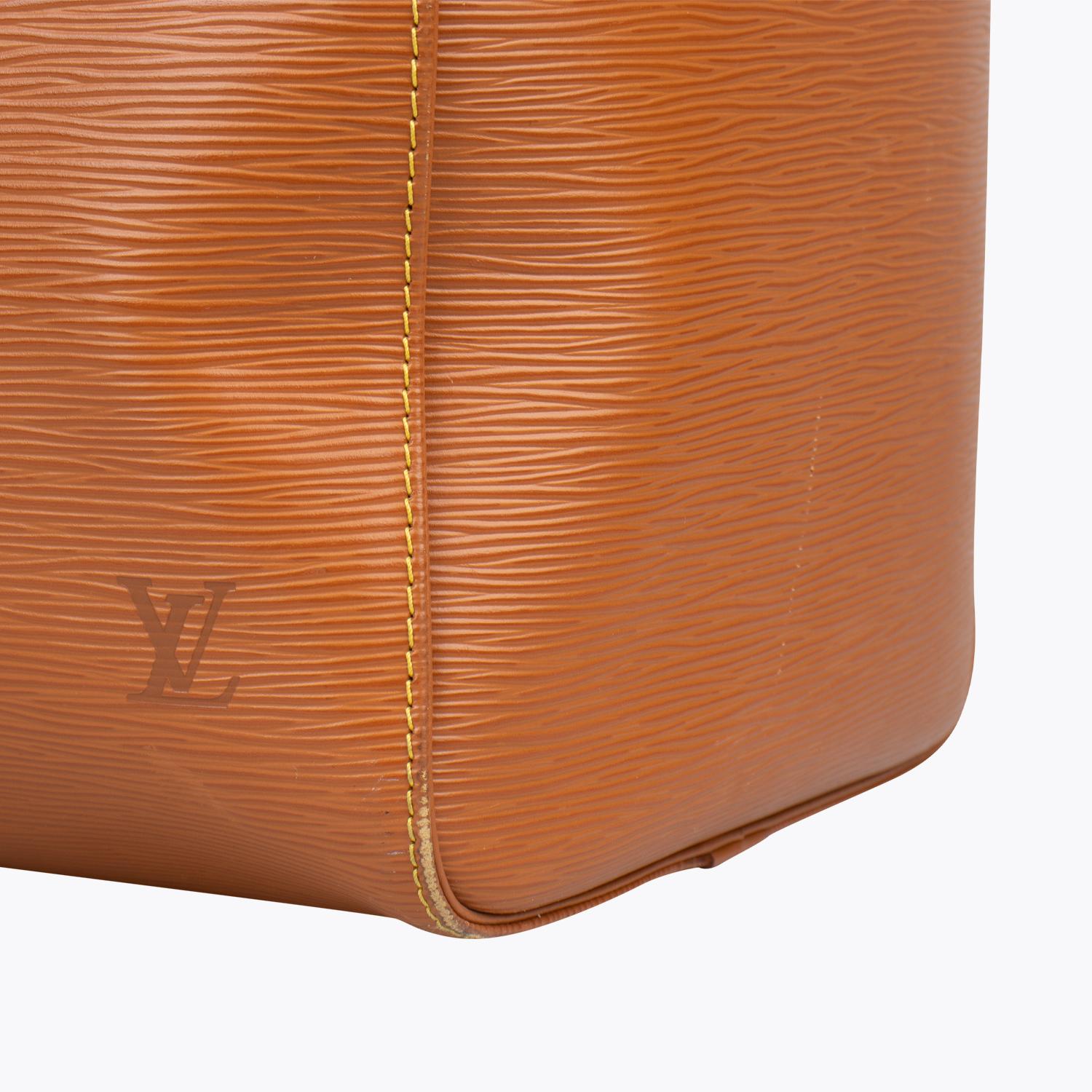 Louis Vuitton Keepall 50 Epi Bag For Sale 5