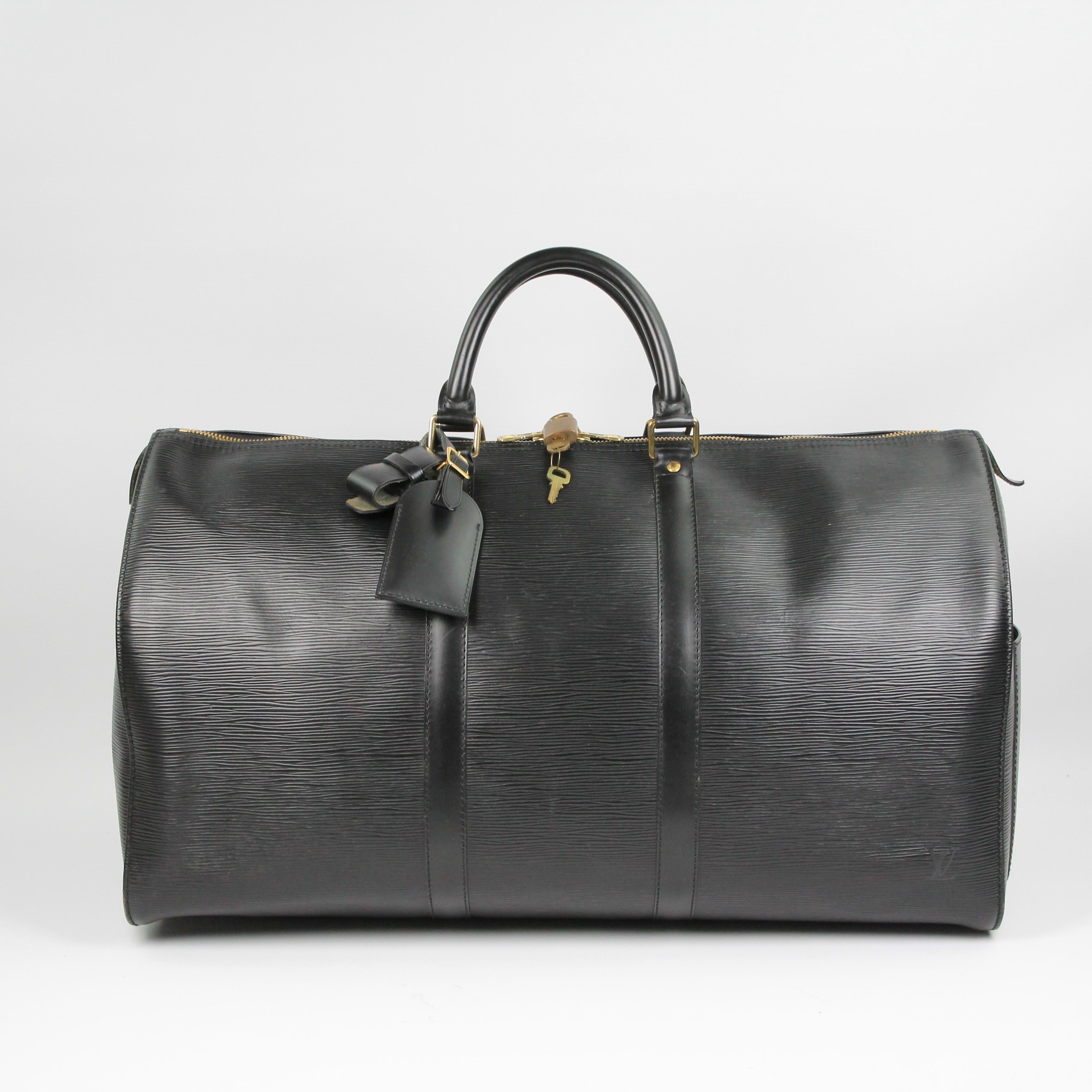 Louis Vuitton Keepall 50 leather travel bag In Good Condition For Sale In Rīga, LV