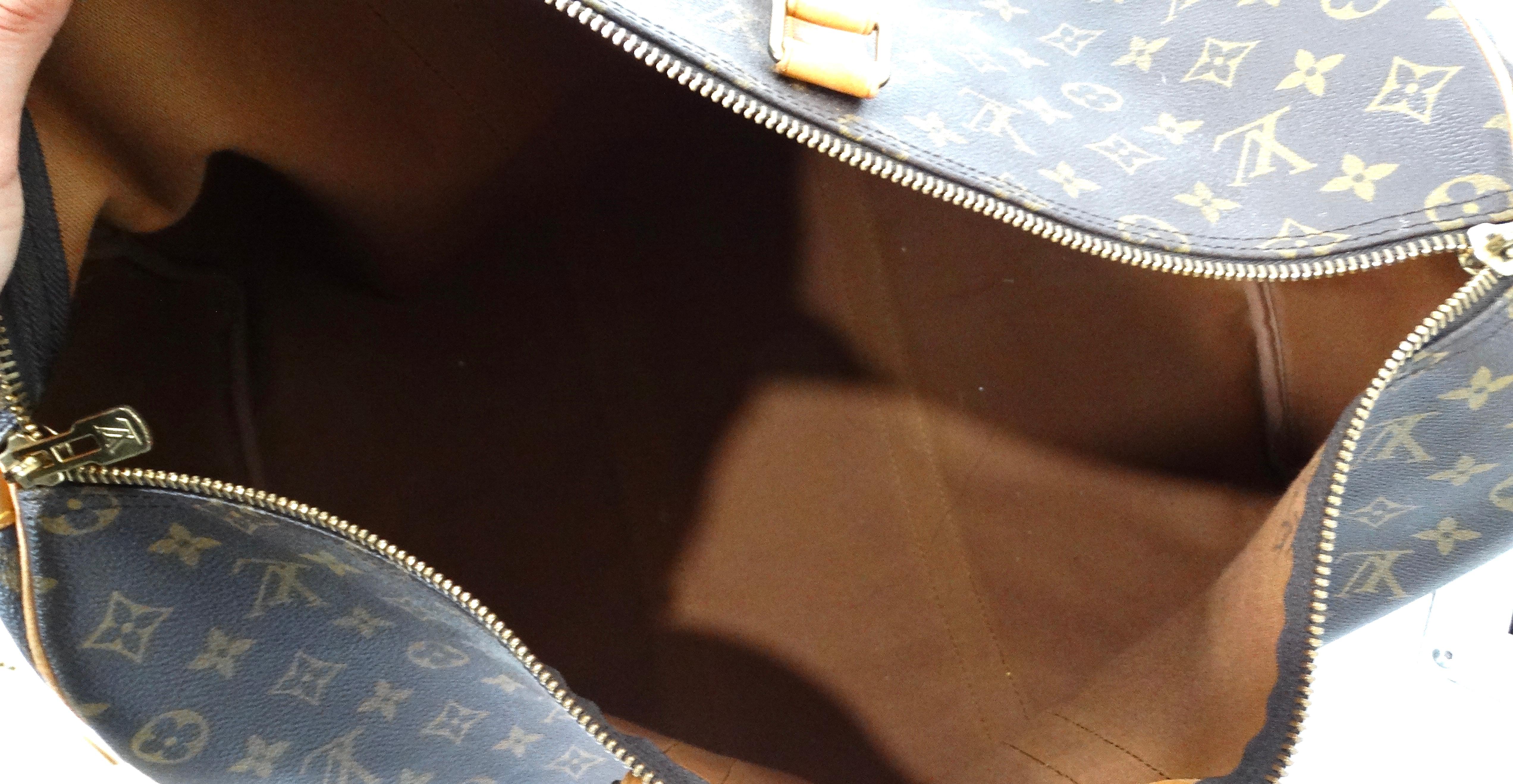 Louis Vuitton Keepall 50 Monogram Coated Canvas Duffel Bag en venta 7