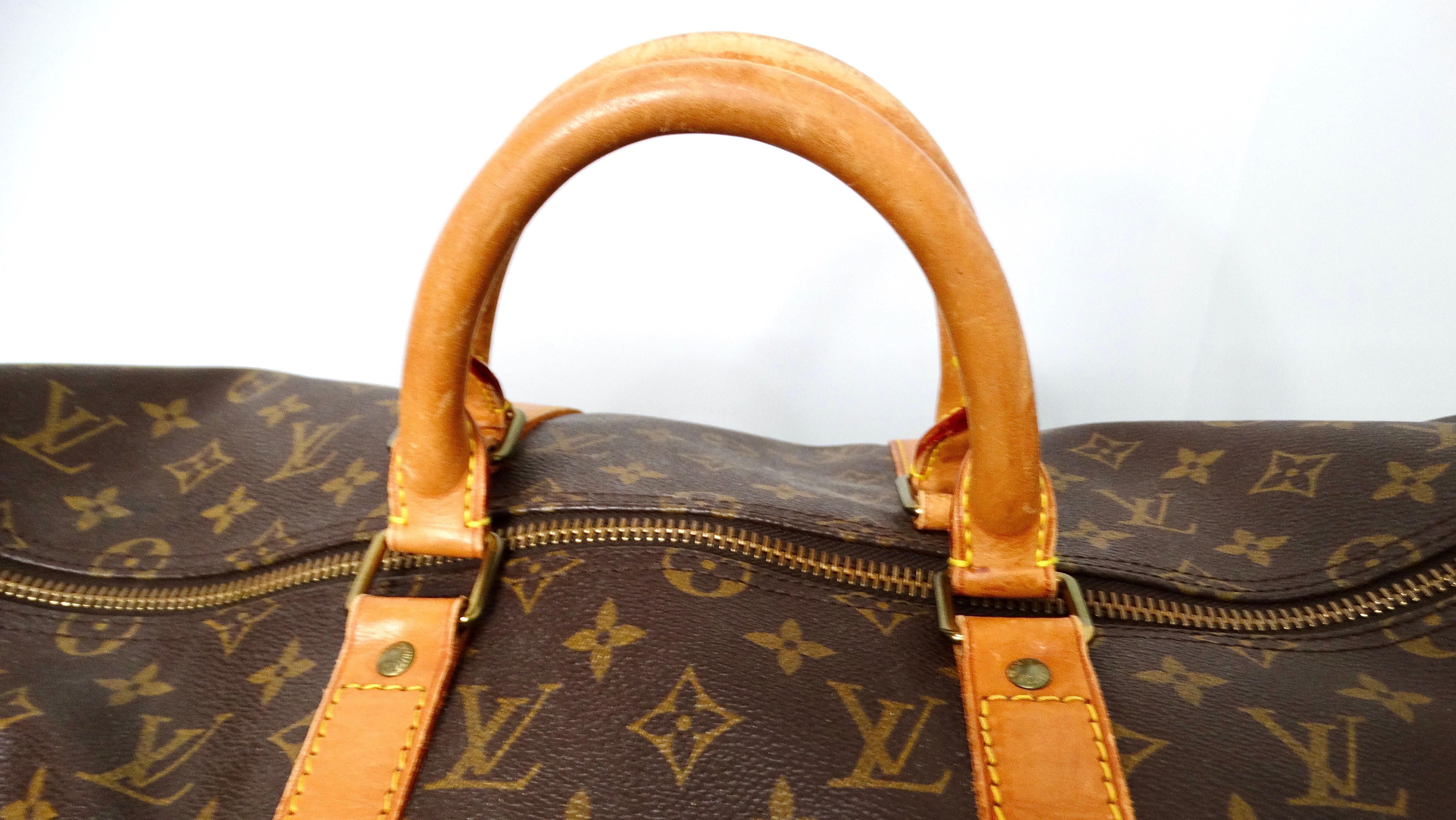 Louis Vuitton Keepall 50 Monogram Coated Canvas Duffel Bag Marrón en venta