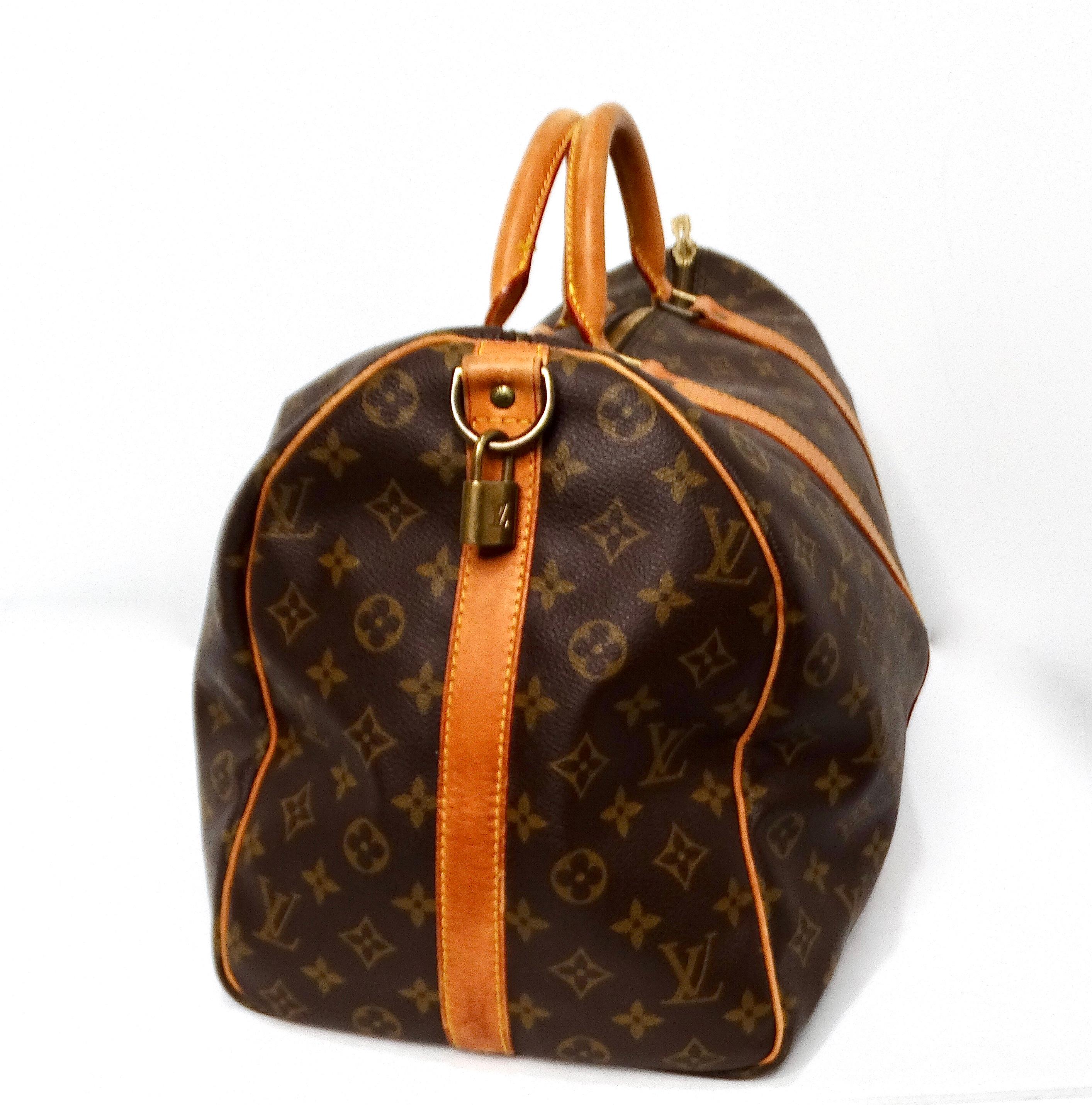 Louis Vuitton Keepall 50 Monogram Coated Canvas Duffel Bag en venta 3