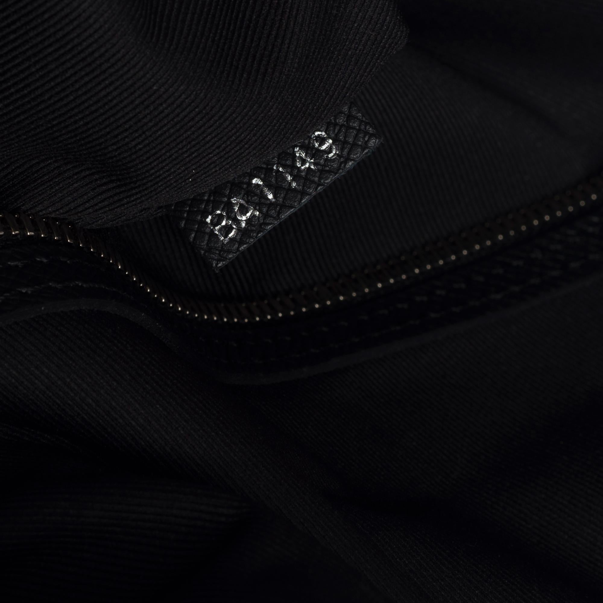 Sac de voyage Louis Vuitton Keepall 50 Taigarama en toile noire et cuir, SHW en vente 2