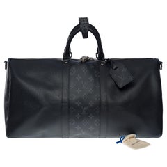 Used Louis Vuitton Keepall 50 Taigarama Travel bag in black canvas and leather , SHW
