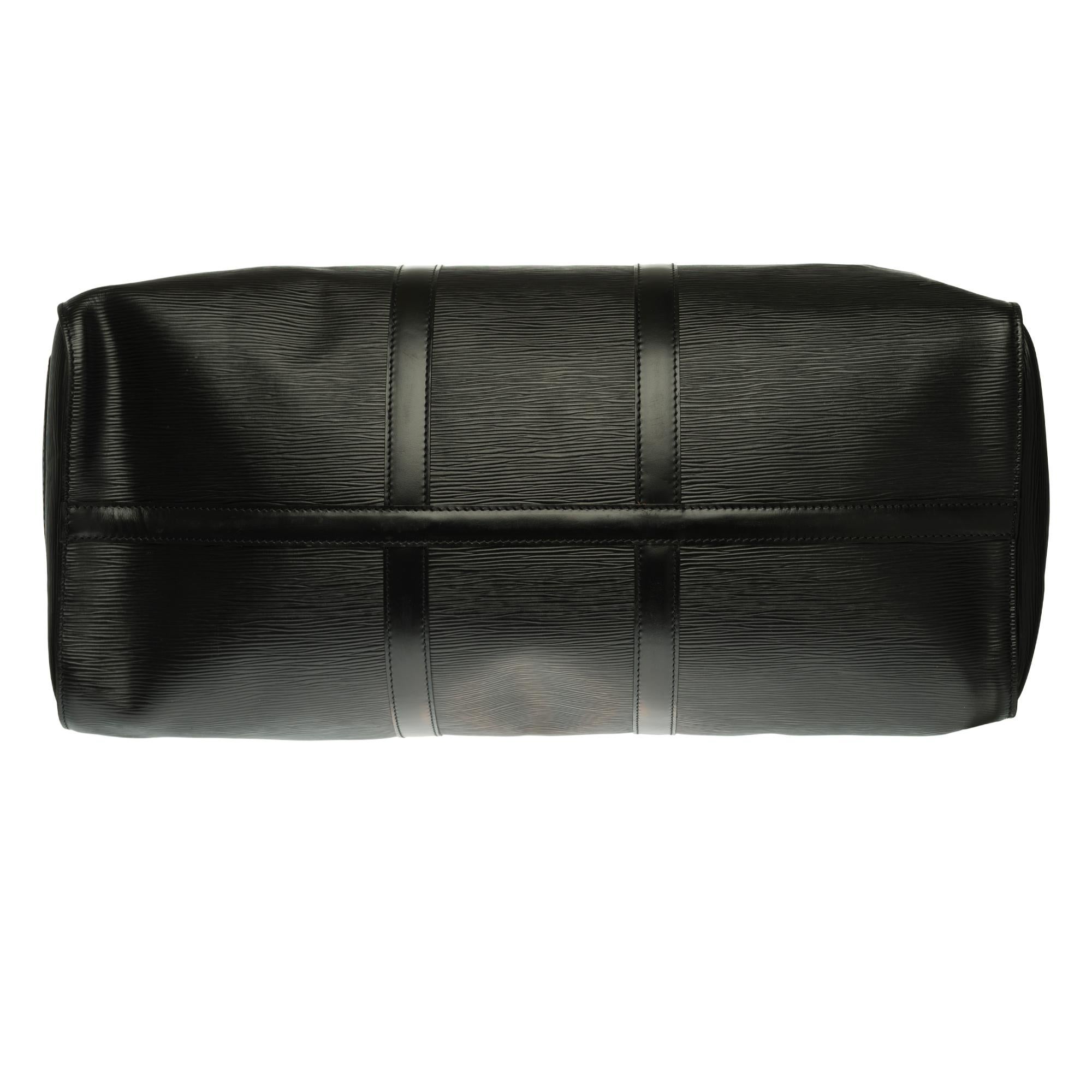 Louis Vuitton Keepall 50 Travel bag in black épi leather 5