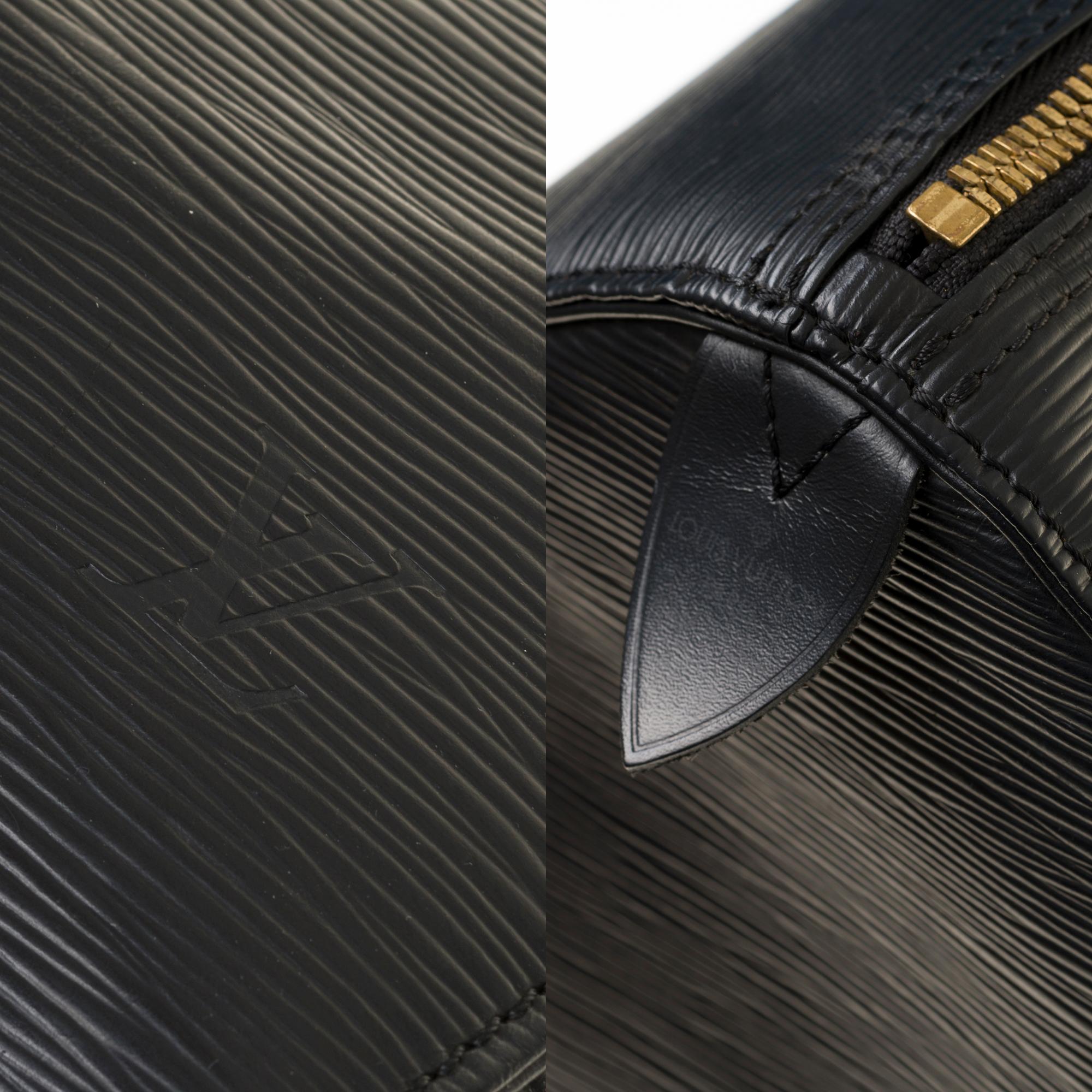 Women's or Men's Louis Vuitton Keepall 50 Travel bag in black épi leather