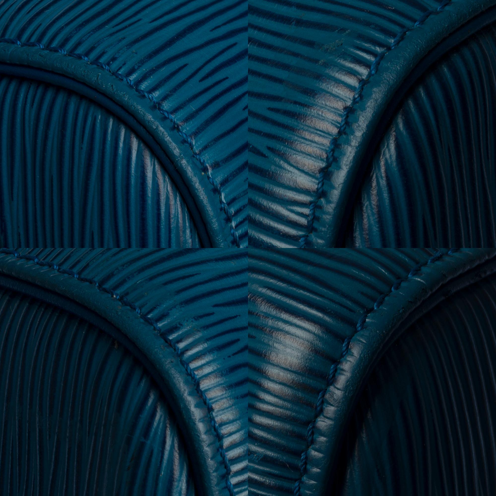 Louis Vuitton Keepall 50 Travel bag in blue épi leather 2