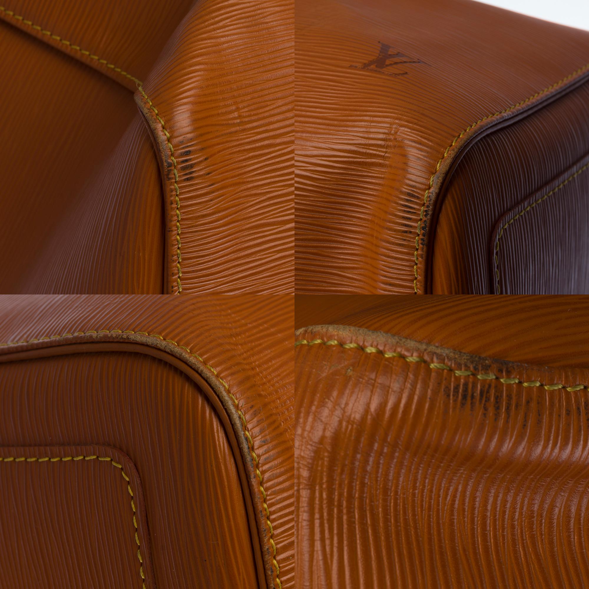 Louis Vuitton Keepall 50 Travel bag in Cognac épi leather 2