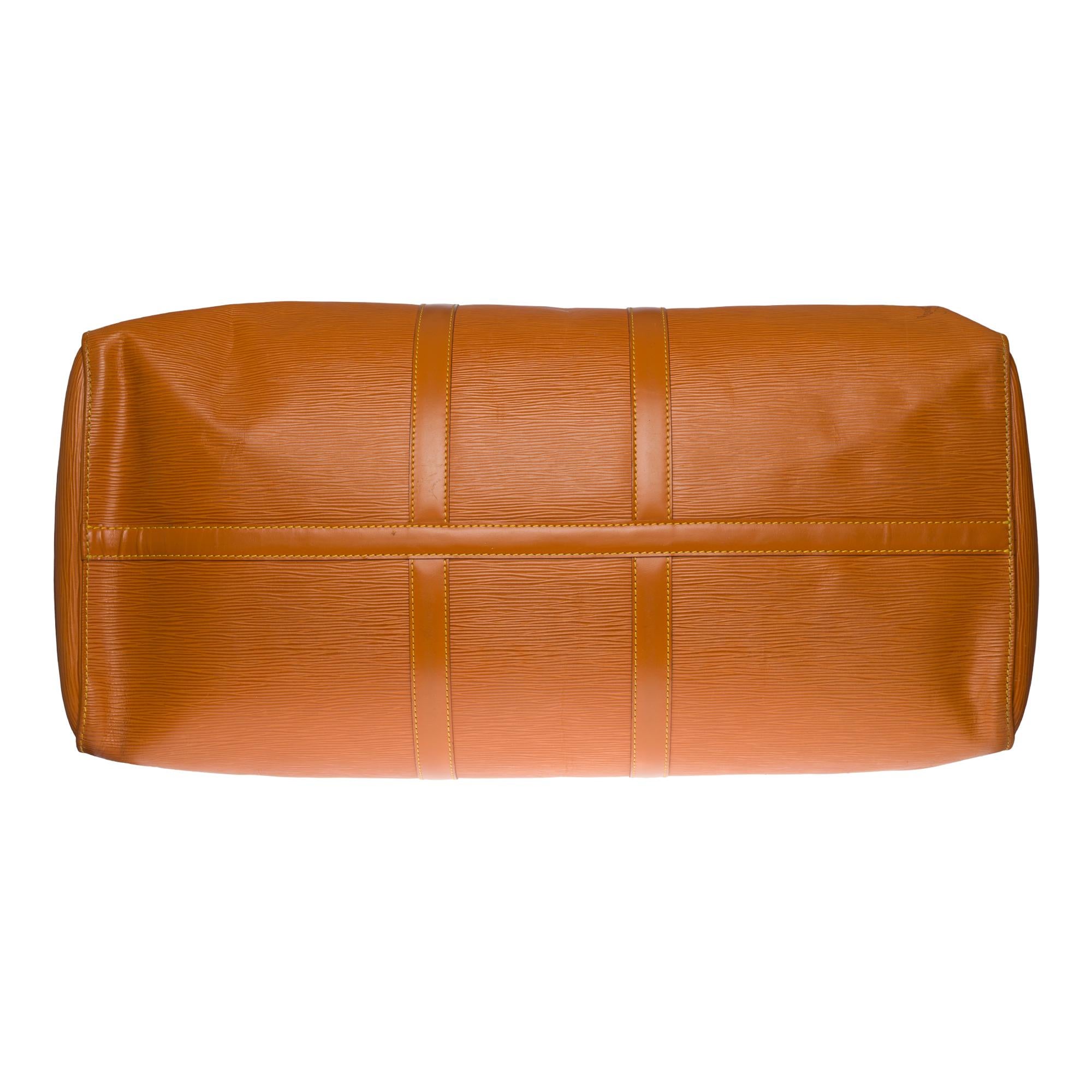 Louis Vuitton Keepall 50 Travel bag in Cognac épi leather In Good Condition In Paris, IDF