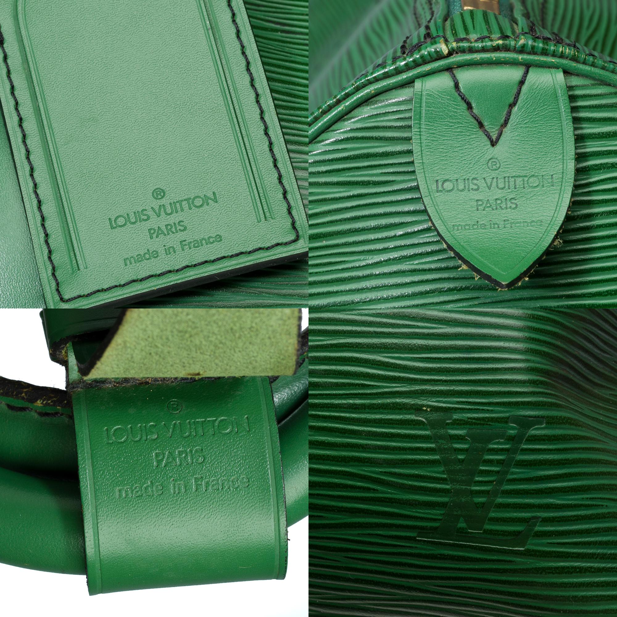 Sac de voyage Louis Vuitton Keepall 50 en cuir épi vert, GHW en vente 2