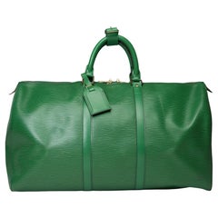 Louis Vuitton Keepall 50 Reisetasche aus grünem épi-Leder, GHW