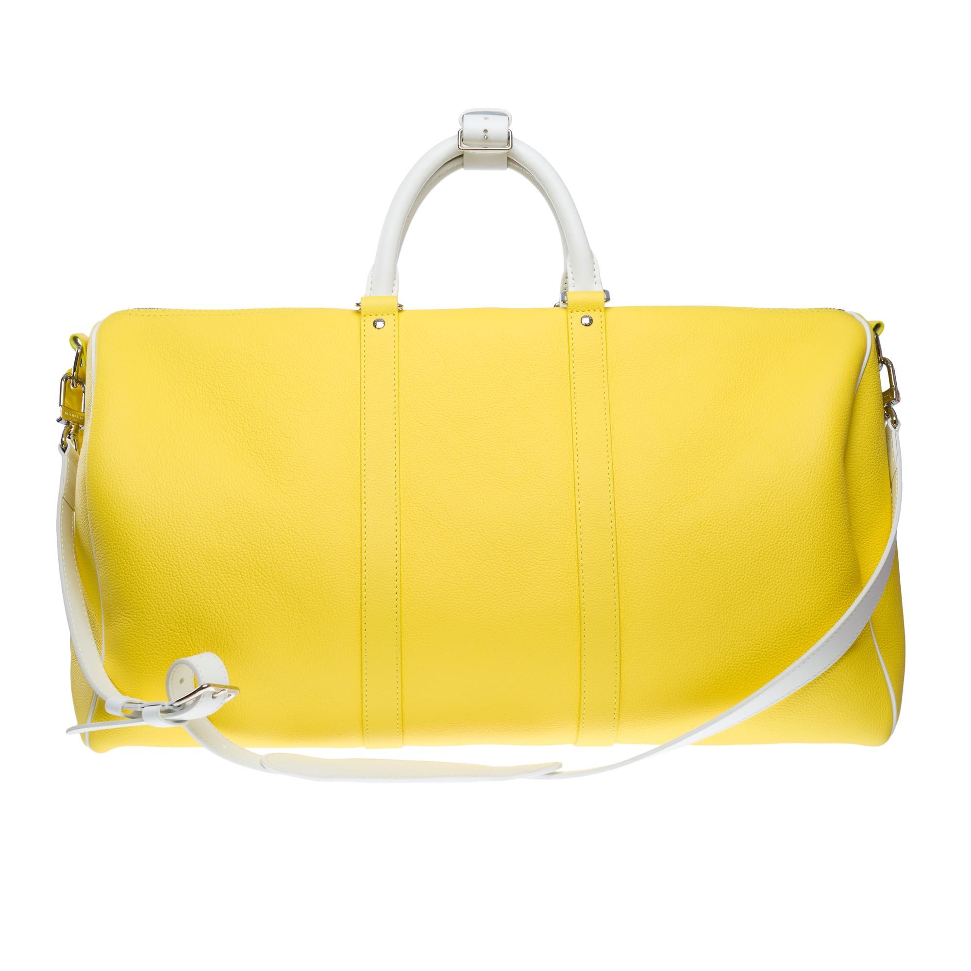 Louis Vuitton Keepall 50 Travel bag strap in yellow grained leather, PHW In New Condition For Sale In Paris, IDF