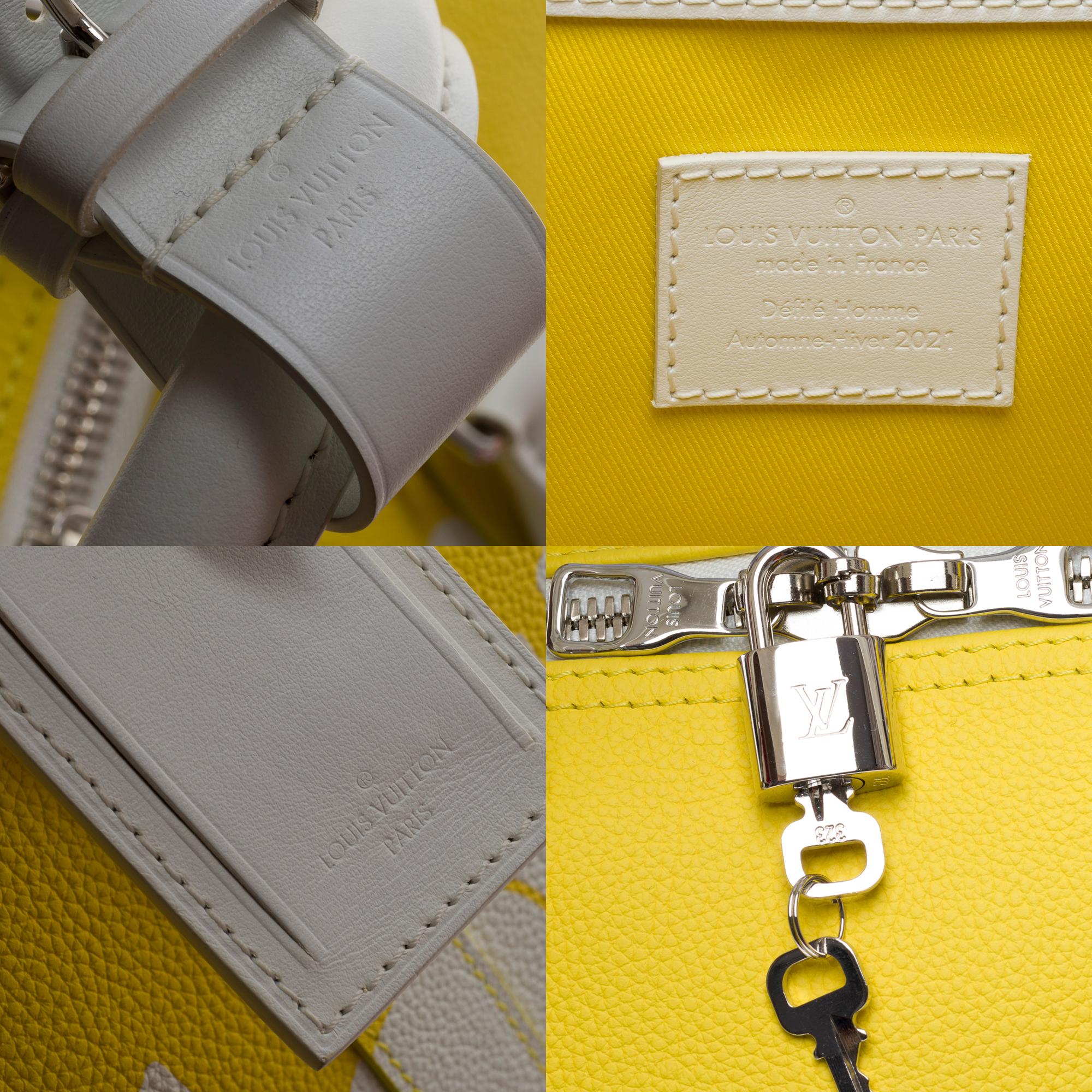 Louis Vuitton Keepall 50 Travel bag strap in yellow grained leather, PHW For Sale 2