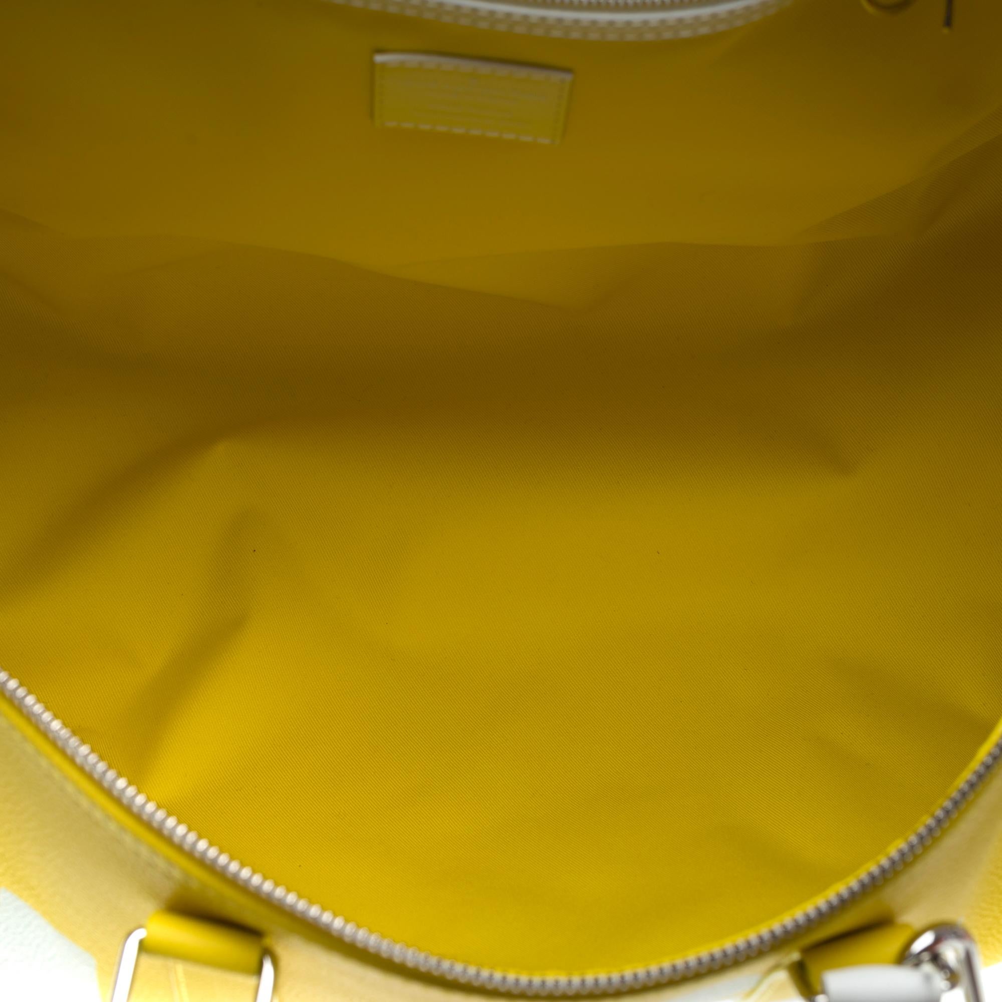 Louis Vuitton Keepall 50 Travel bag strap in yellow grained leather, PHW For Sale 3