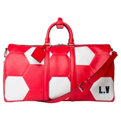 Louis Vuitton Keepall 50 x FIFA 2018 Travel bag strap in red epi leather, PHW