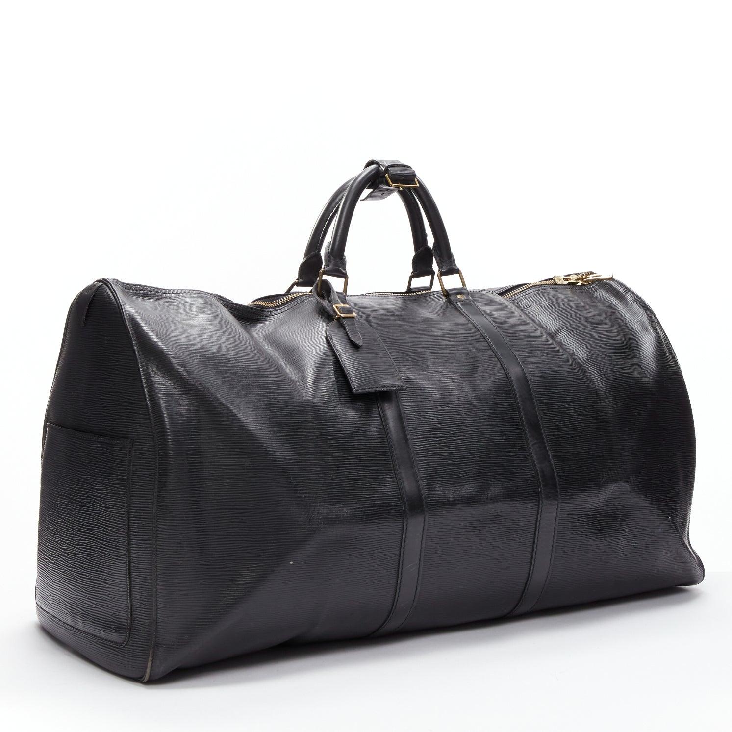 Black LOUIS VUITTON Keepall 55 black epi leather LV logo GHW travel bag For Sale