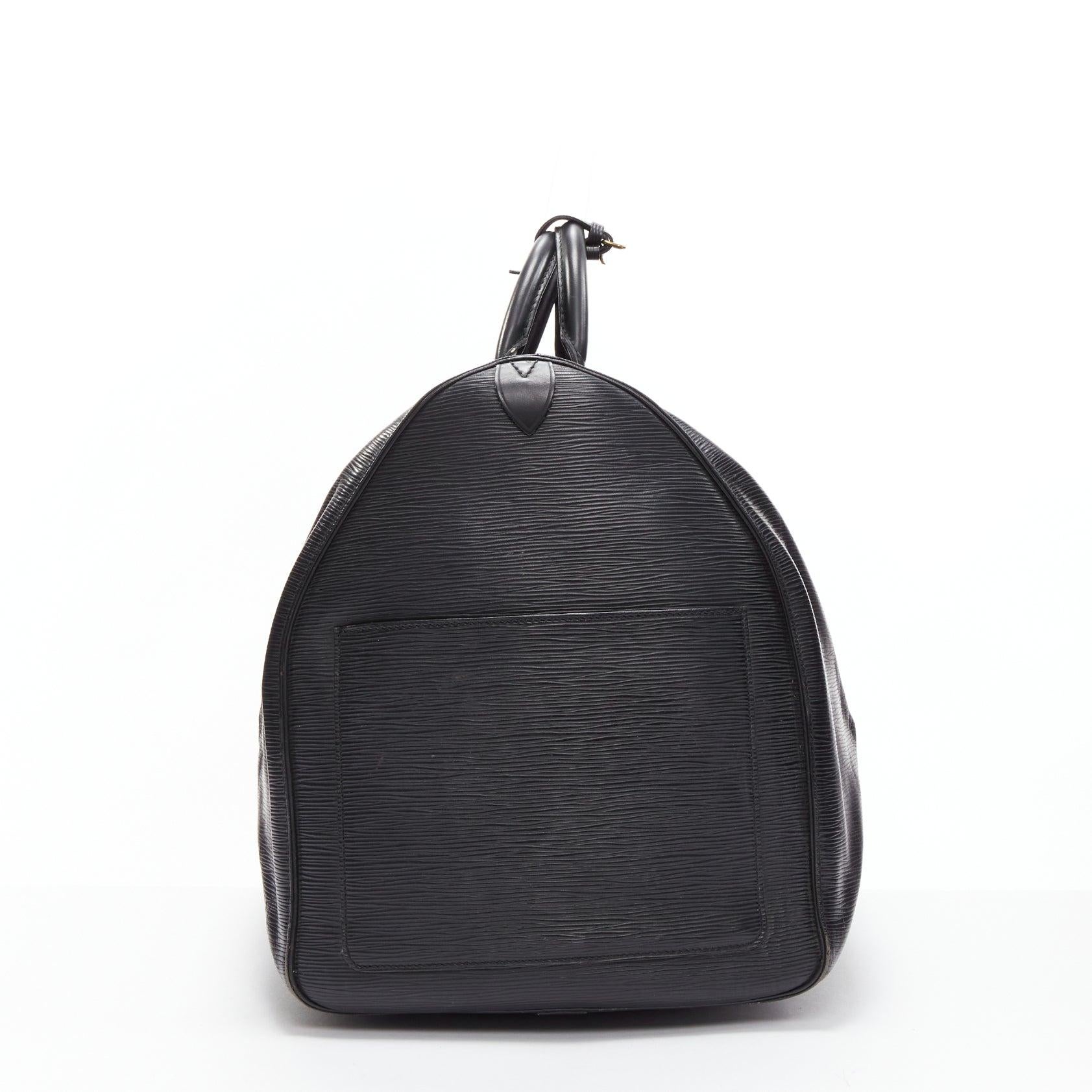 LOUIS VUITTON Keepall 55 black epi leather LV logo GHW travel bag In Fair Condition For Sale In Hong Kong, NT