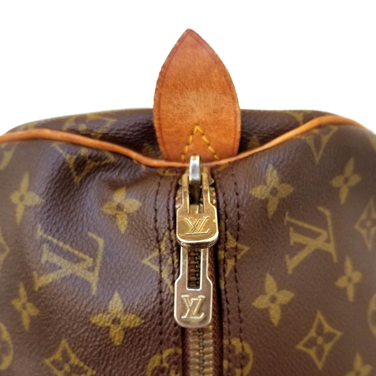 Louis Vuitton Keepall 55 Brown Monogram Duffle Handbag In Fair Condition In Columbia, MO