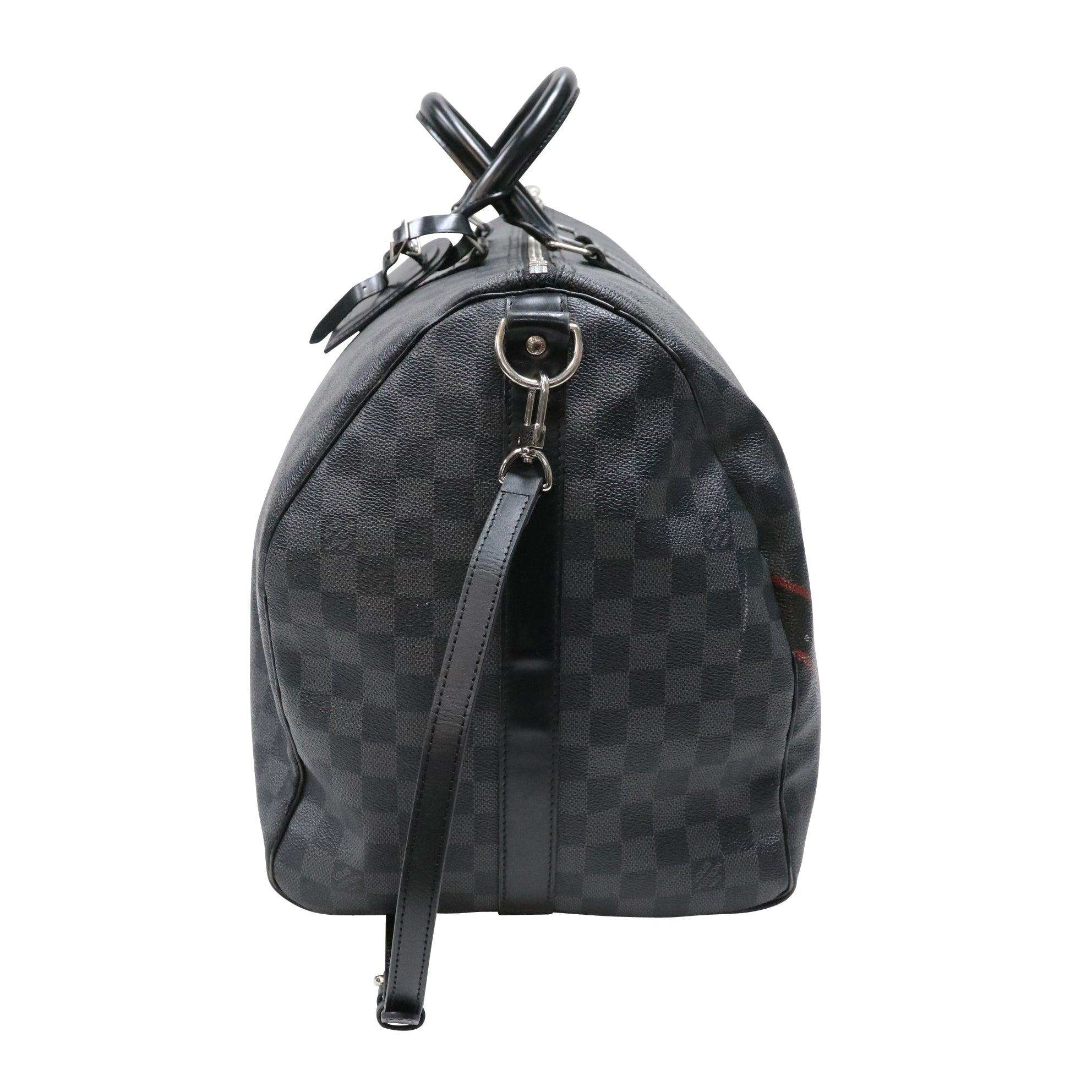 Louis Vuitton Keepall 55 Damier Graphite Travel Bag LV-B1017P-A001 In Good Condition In Downey, CA
