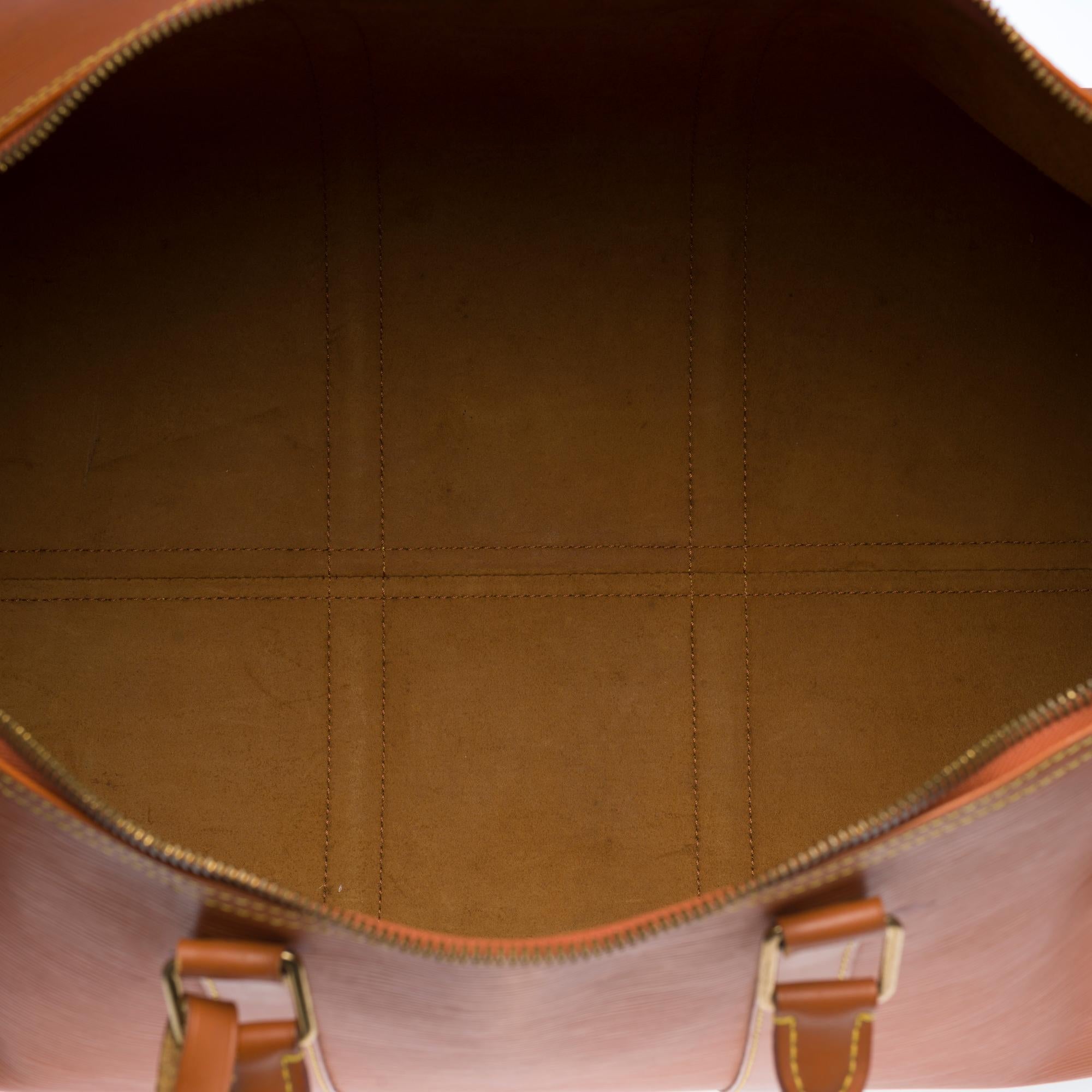 Louis Vuitton Keepall 55 Travel bag in cognac épi leather 2