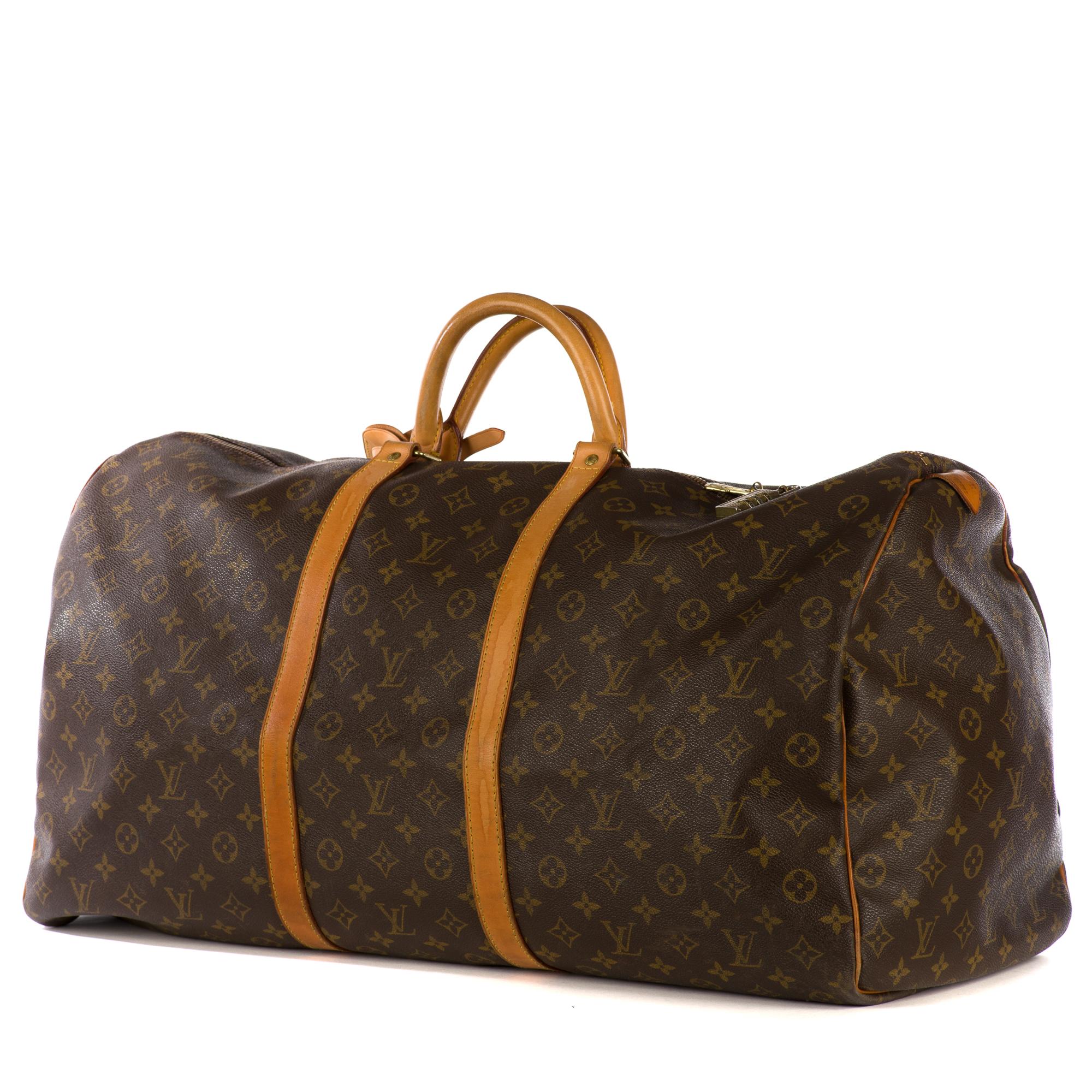 [5:13 PM, 1/20/2019] Goli: 
[5:23 PM, 1/20/2019] Goli: Exceptional Louis Vuitton Keepall travel bag 60 cm in brown monogram canvas and natural leather, gold metal hardware, double handle in natural leather allowing a hand carry.

Double