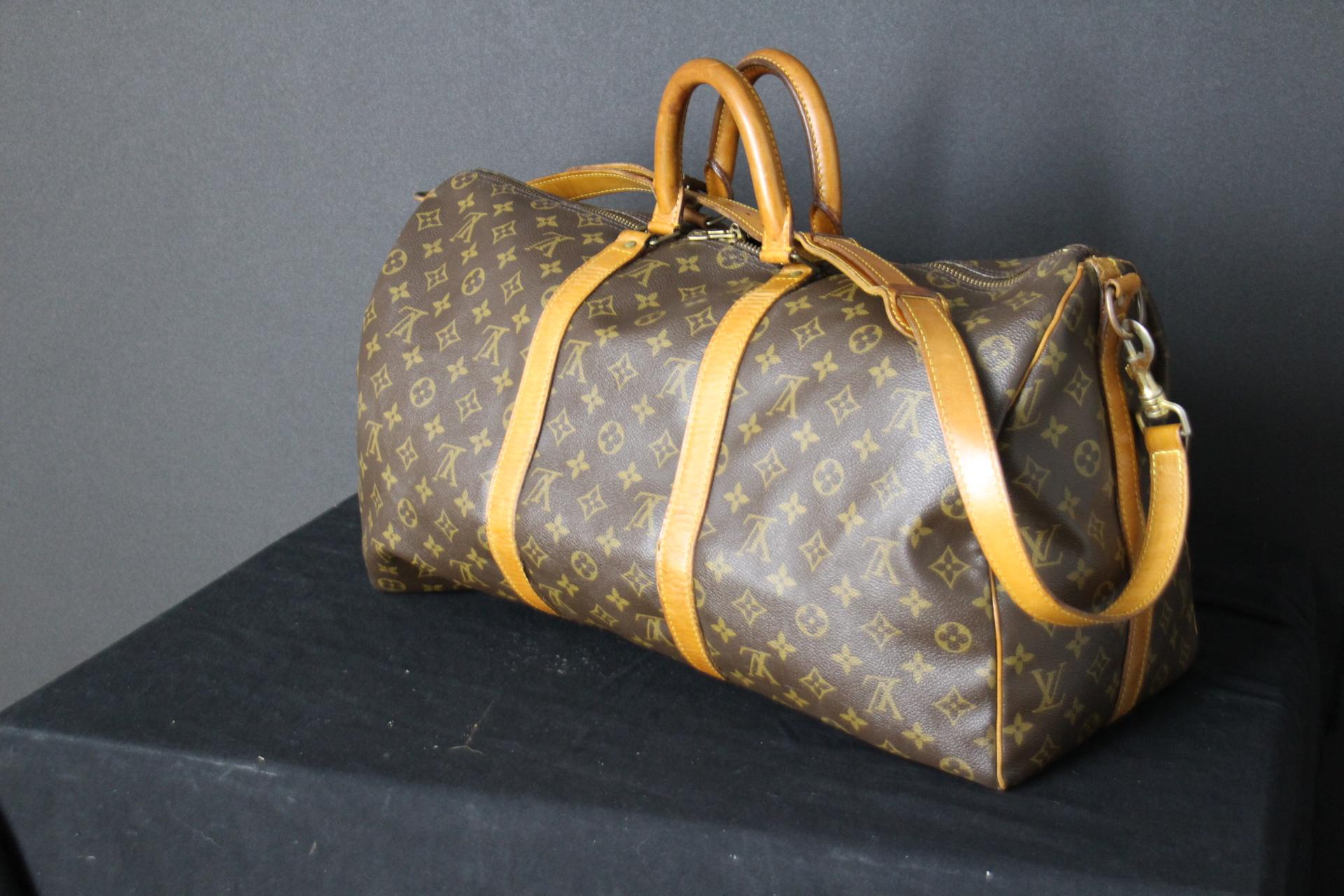 Louis Vuitton Keepall Bandoulière 50 Bag In Good Condition For Sale In Saint-ouen, FR