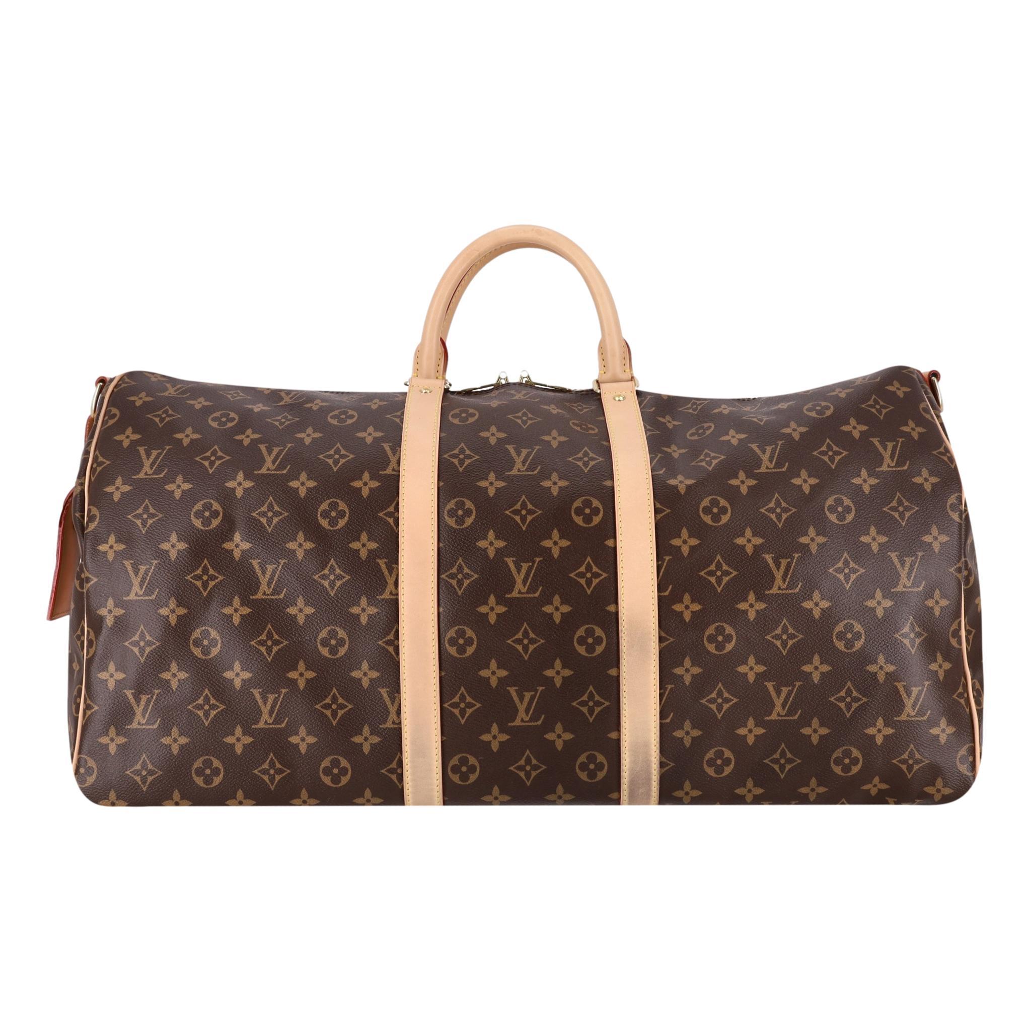 Louis Vuitton Keepall Bandoulière 60 Monogram Coated Canvas Travel Bag In Good Condition For Sale In London, GB