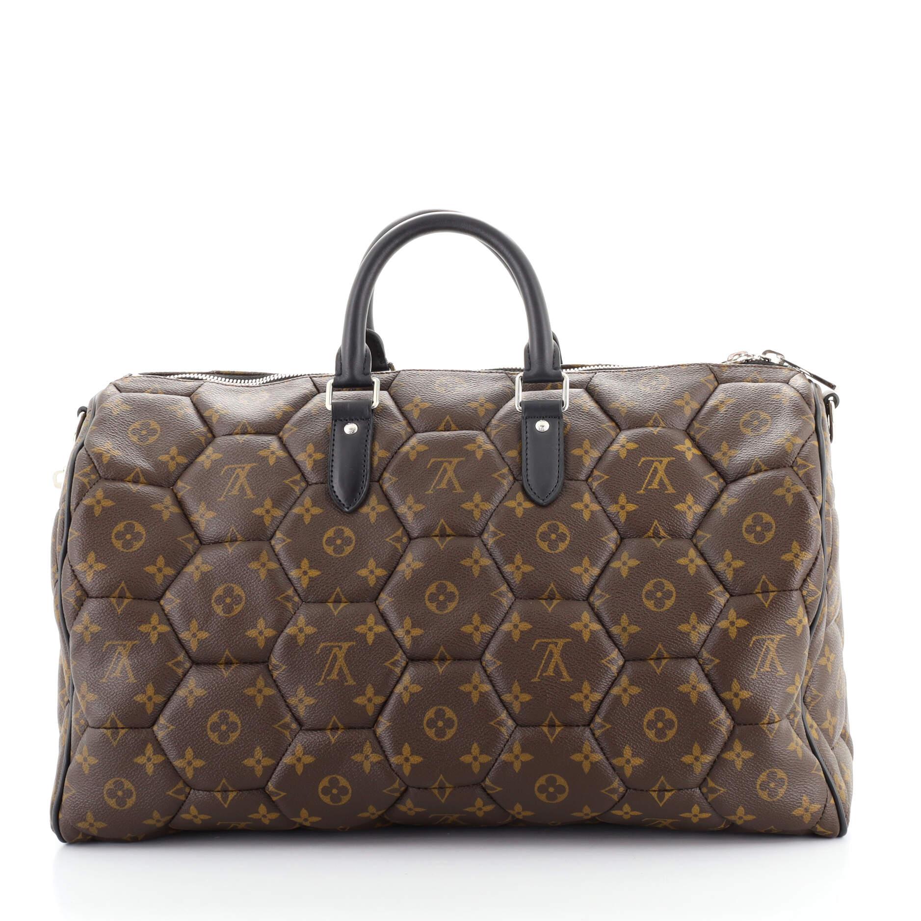 Louis Vuitton Keepall Bandouliere Tasche Limited Edition Monogramm Sechseckiges Segeltuch45 im Zustand „Gut“ in NY, NY