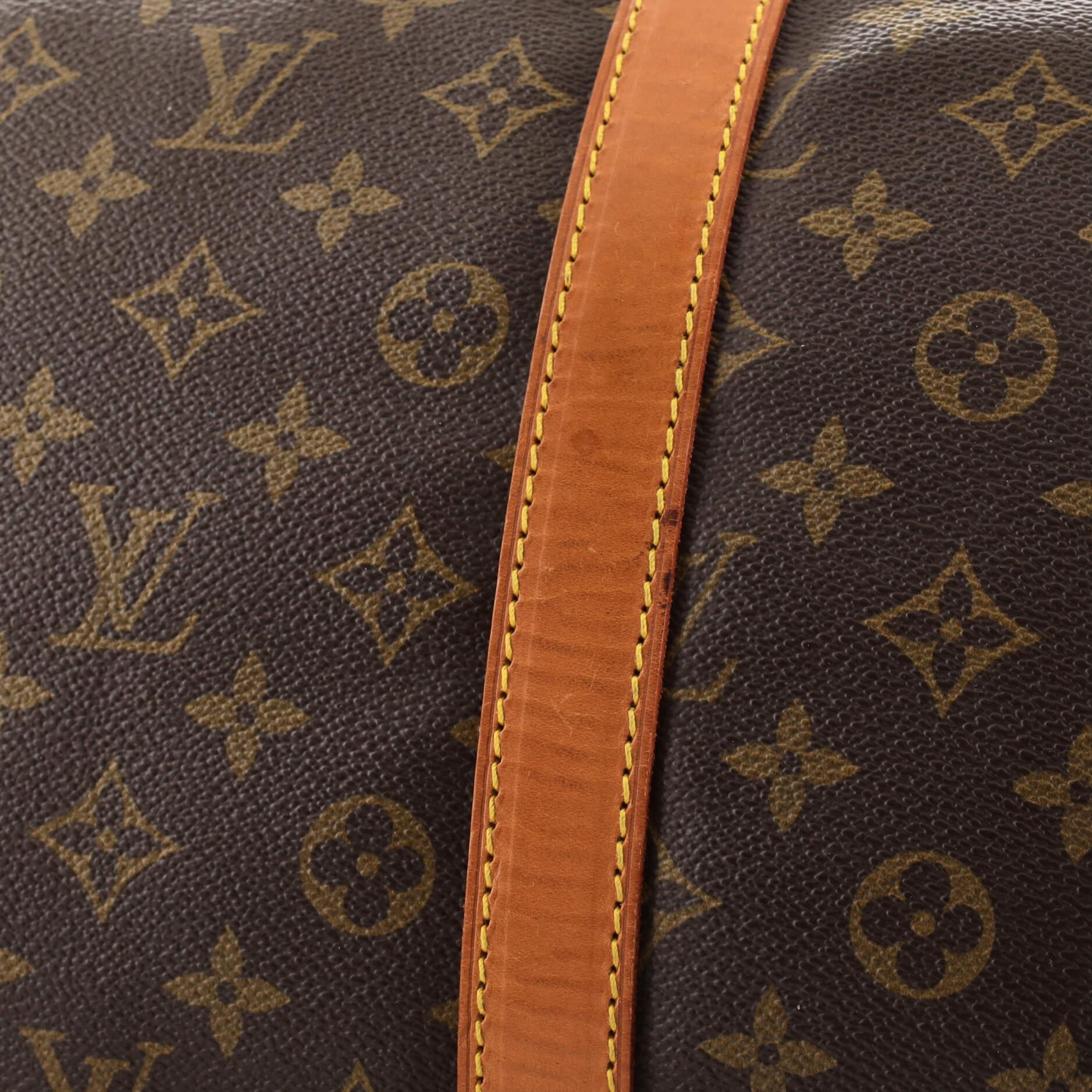 Louis Vuitton Keepall Bandouliere Bag Monogram Canvas 55 In Fair Condition For Sale In NY, NY